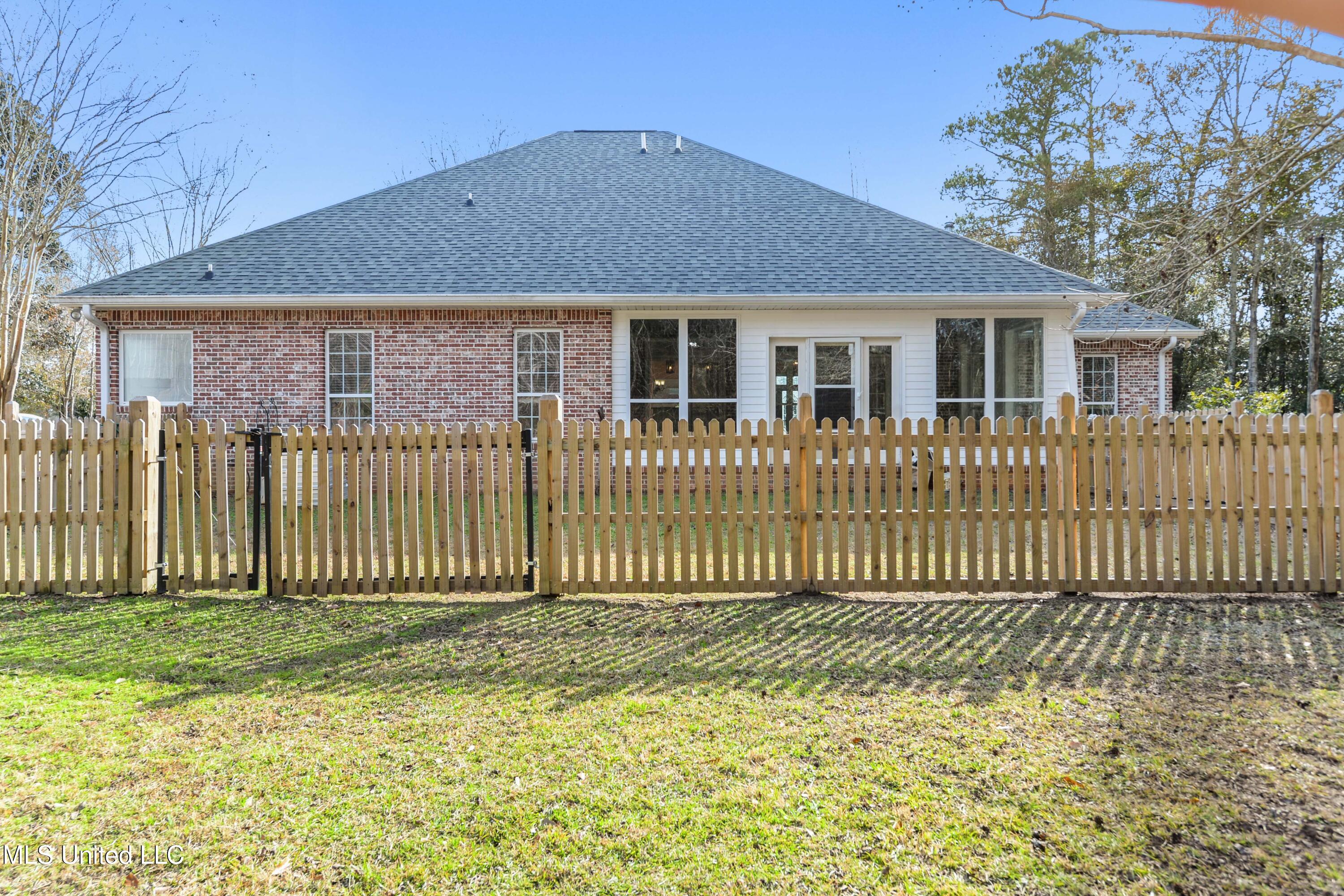 19018 Landon Road, Gulfport, Mississippi image 26