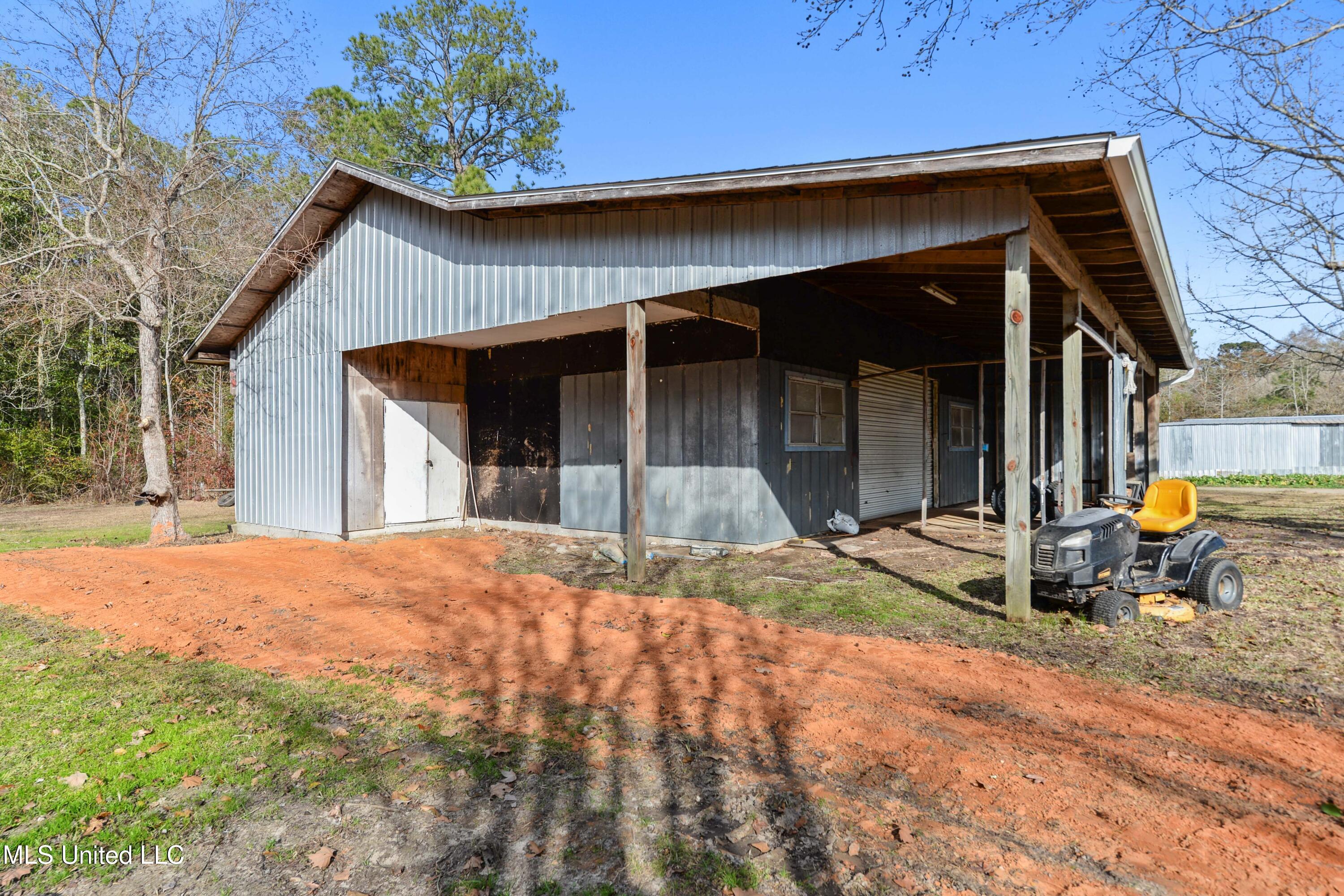 19018 Landon Road, Gulfport, Mississippi image 29