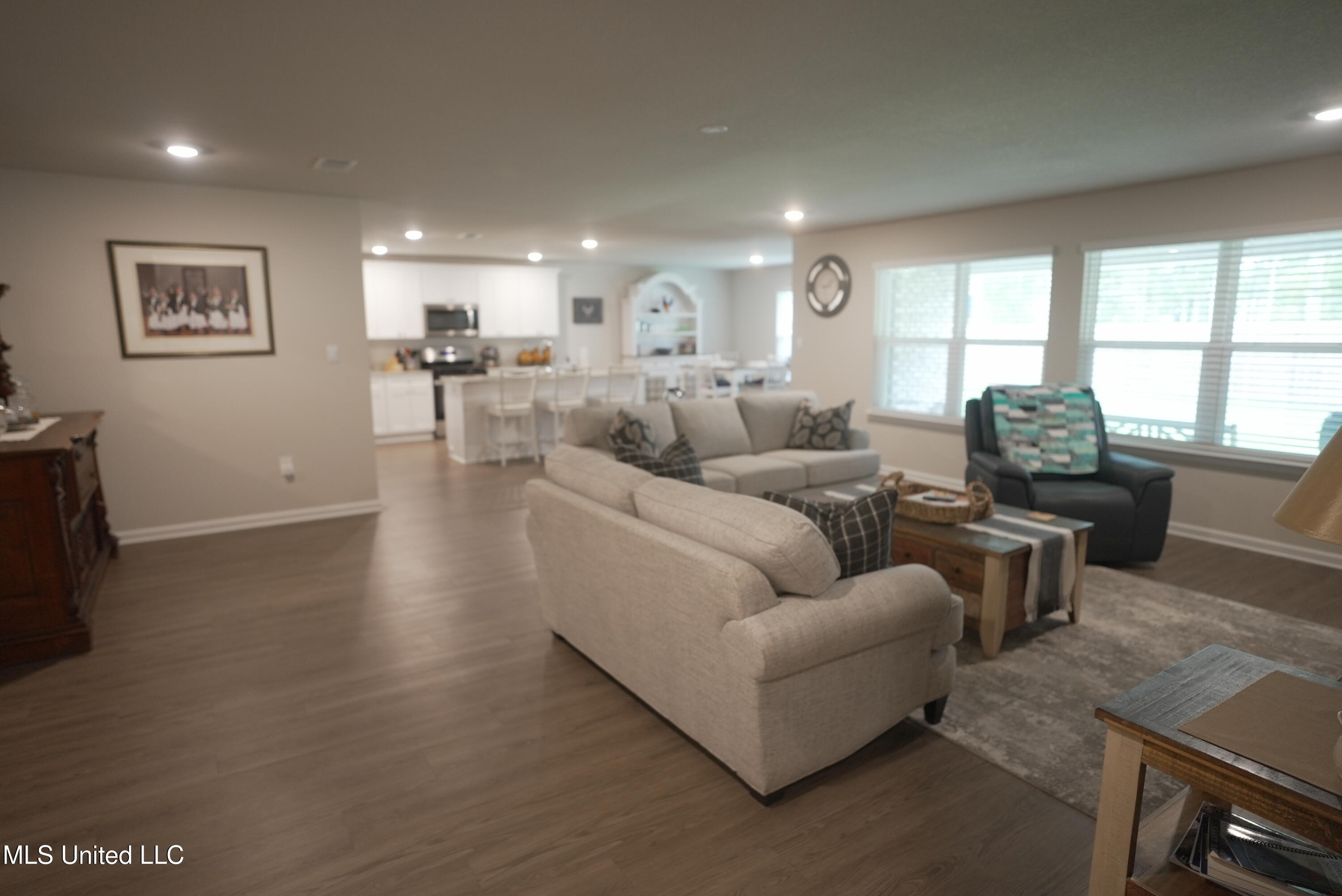 1072 Enclave Circle, Long Beach, Mississippi image 5