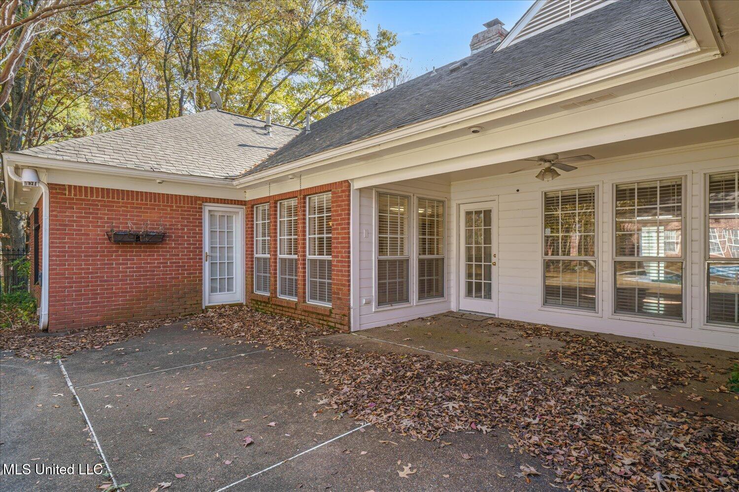 8752 Windersgate Drive, Olive Branch, Mississippi image 21