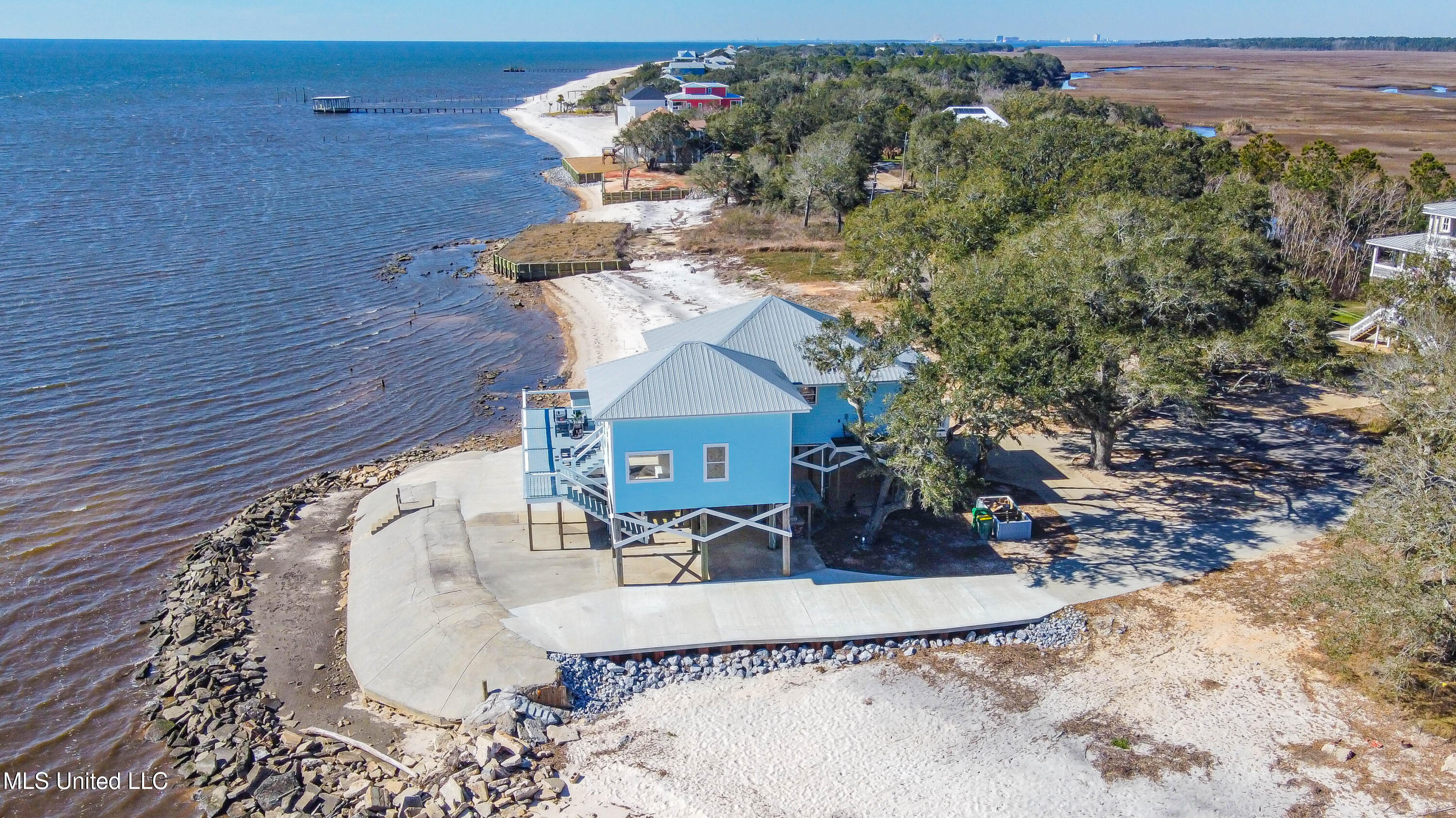 6717 Belle Fontaine Drive, Ocean Springs, Mississippi image 5