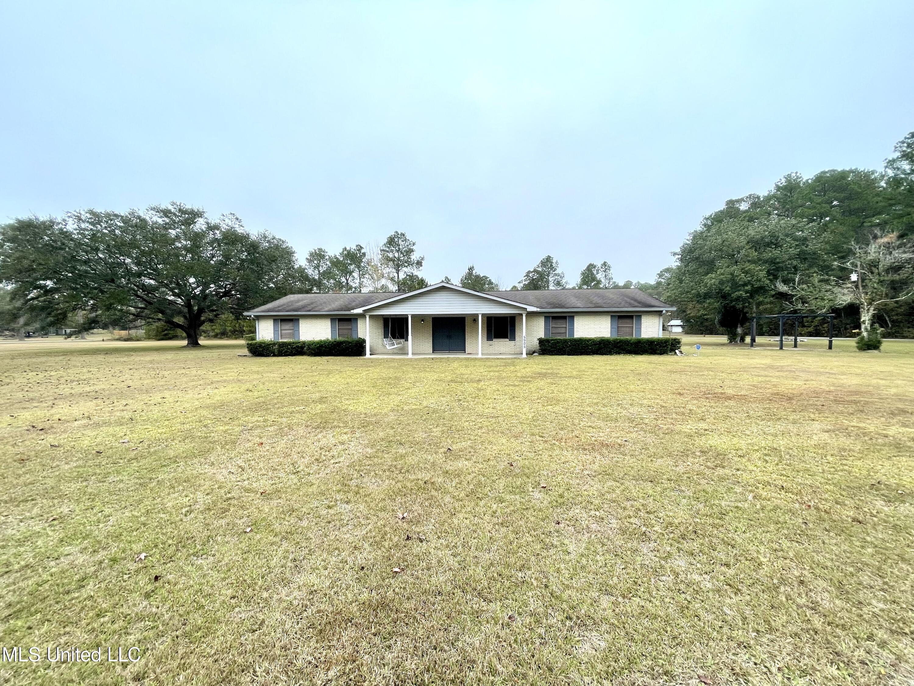 5905 Wildwood Road, Moss Point, Mississippi image 24