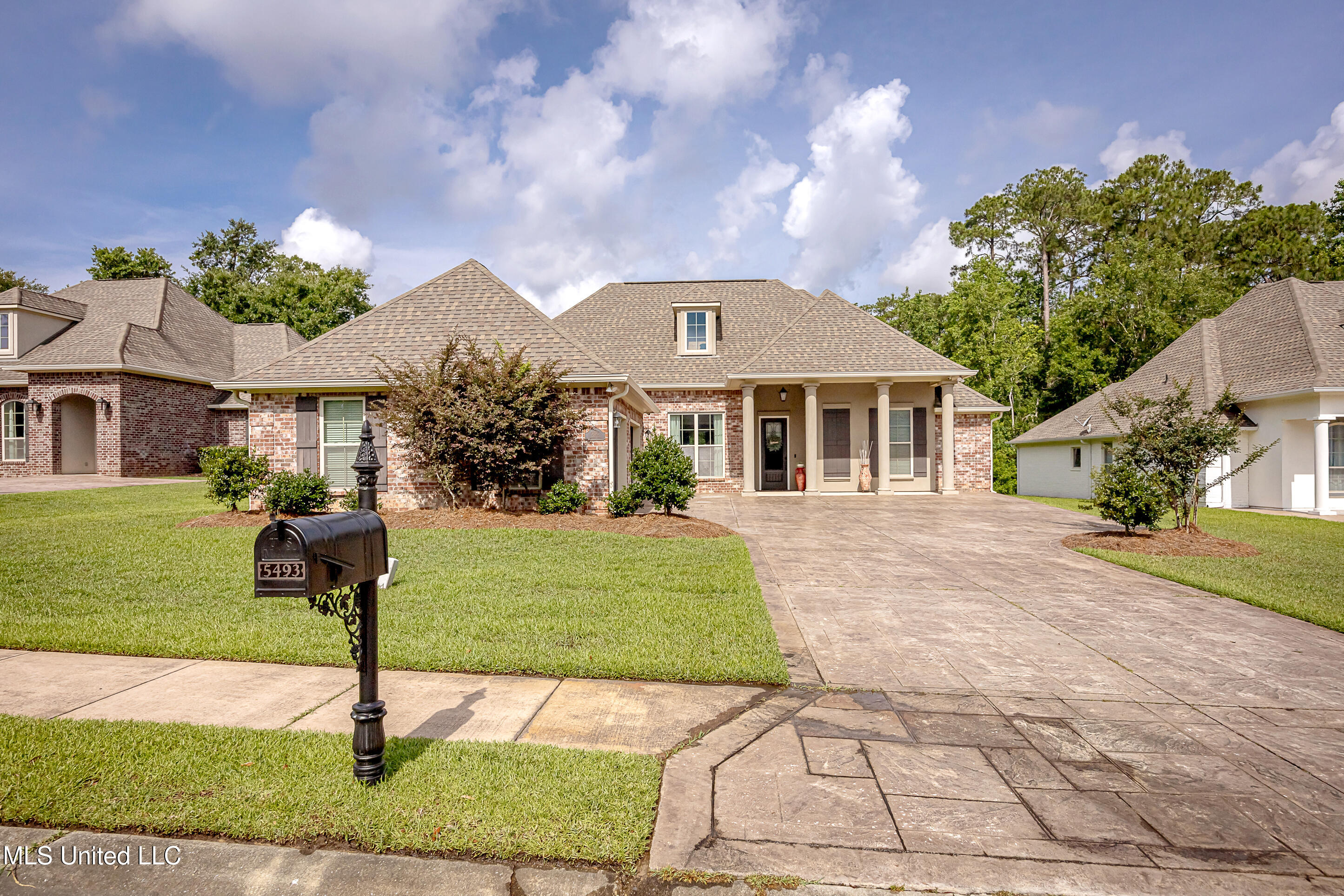 5493 Caymus Cove, Ocean Springs, Mississippi image 2