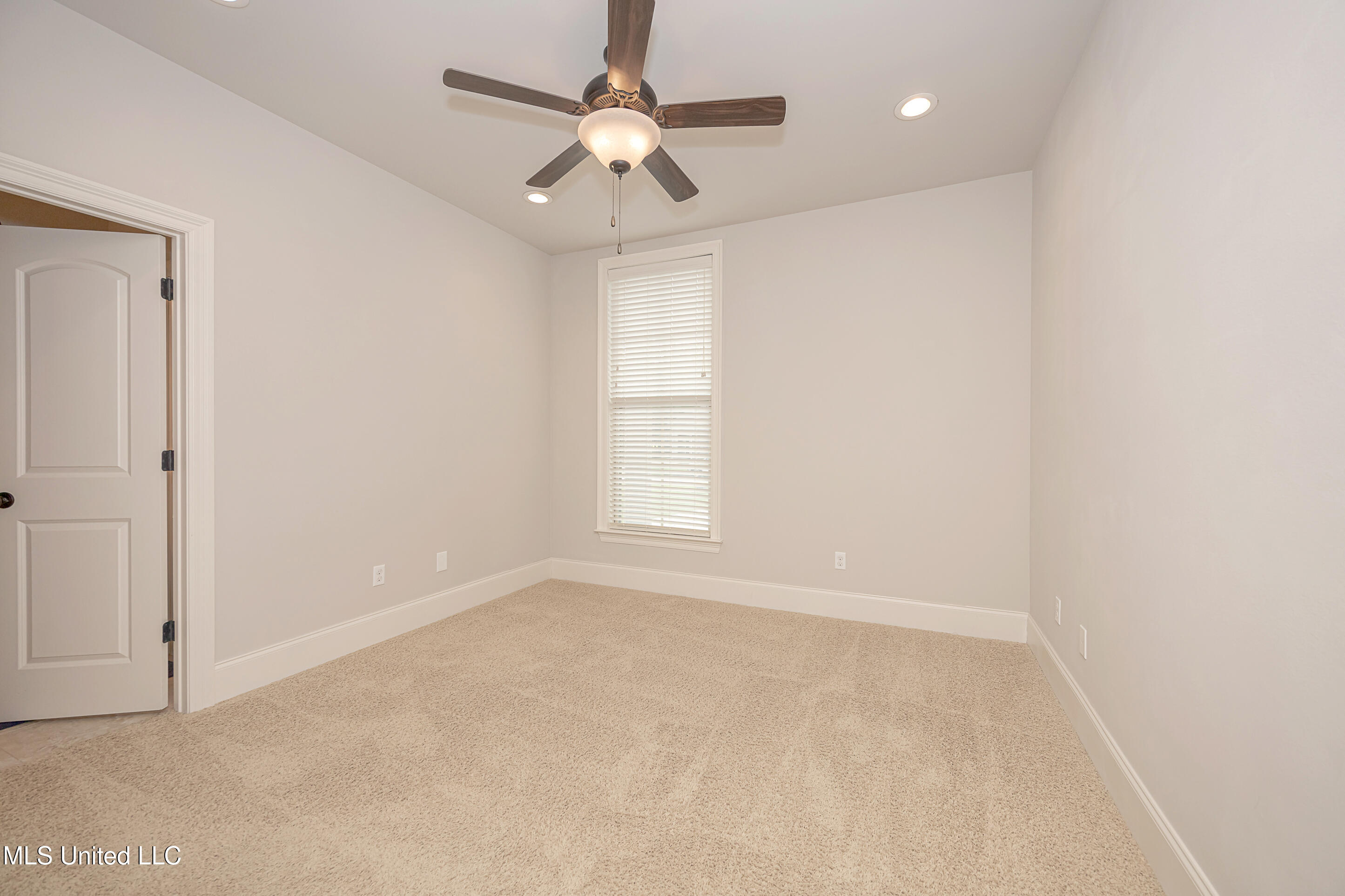 5493 Caymus Cove, Ocean Springs, Mississippi image 35