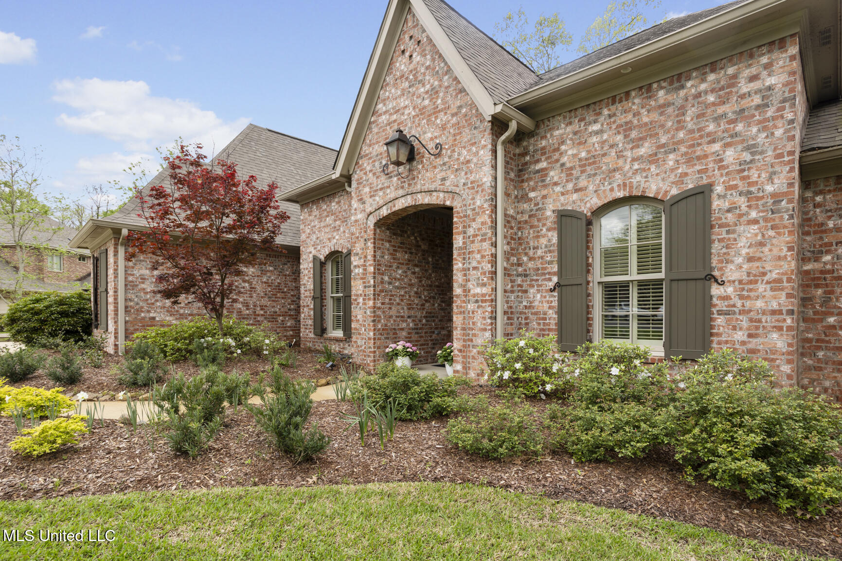 105 Selby Drive, Madison, Mississippi image 5