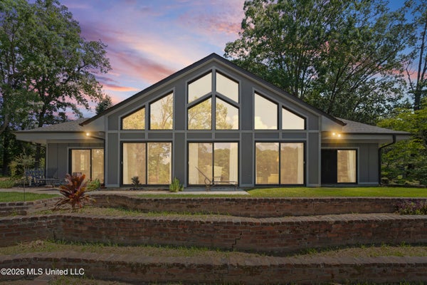 11360 1ST CYPRESS CV, HERNANDO, MS 38632 - Image b08e6e6a8d751848ee287ea42cd837f4/1606802463