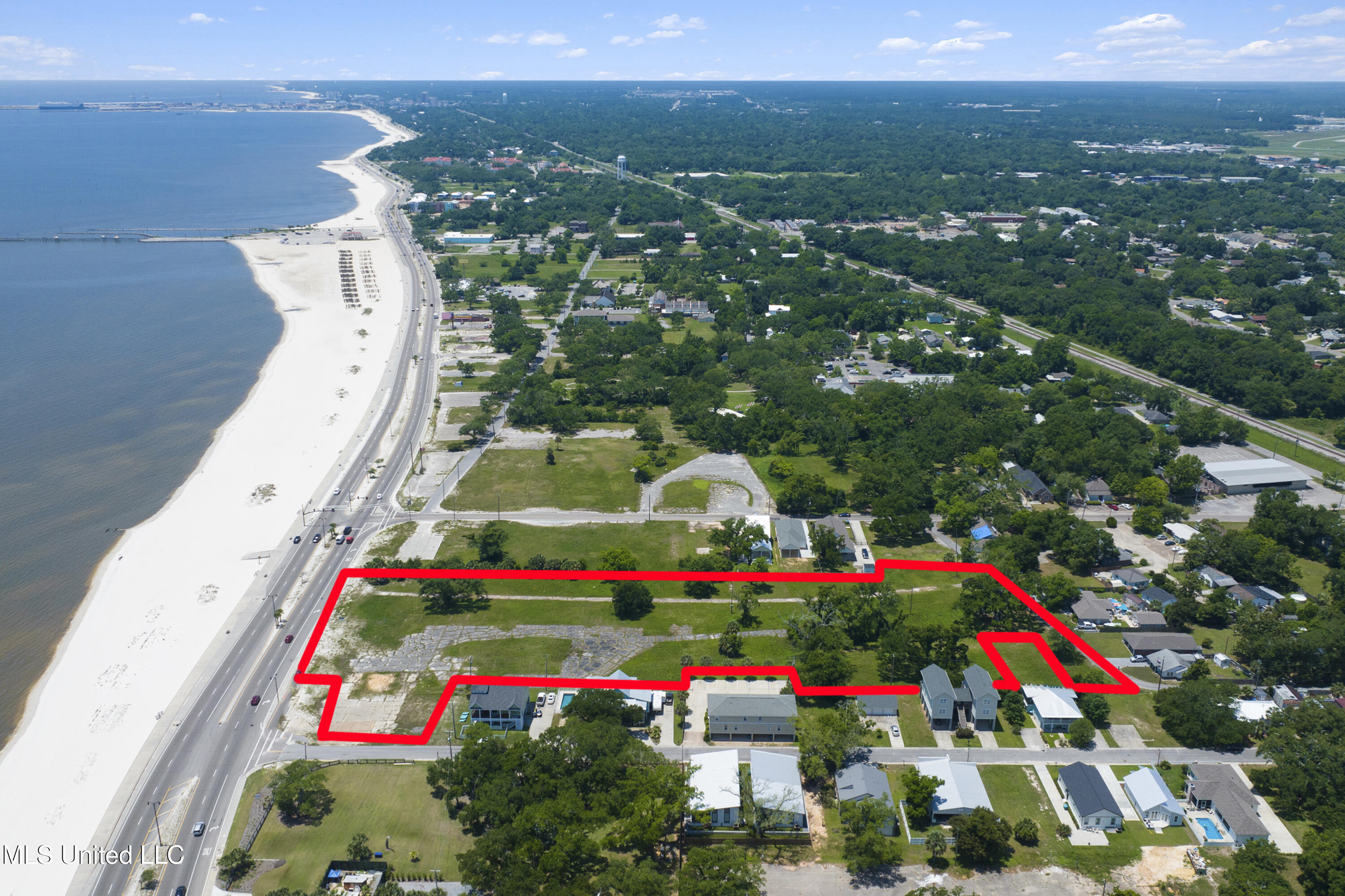 830 E Beach Boulevard, Gulfport, Mississippi image 17