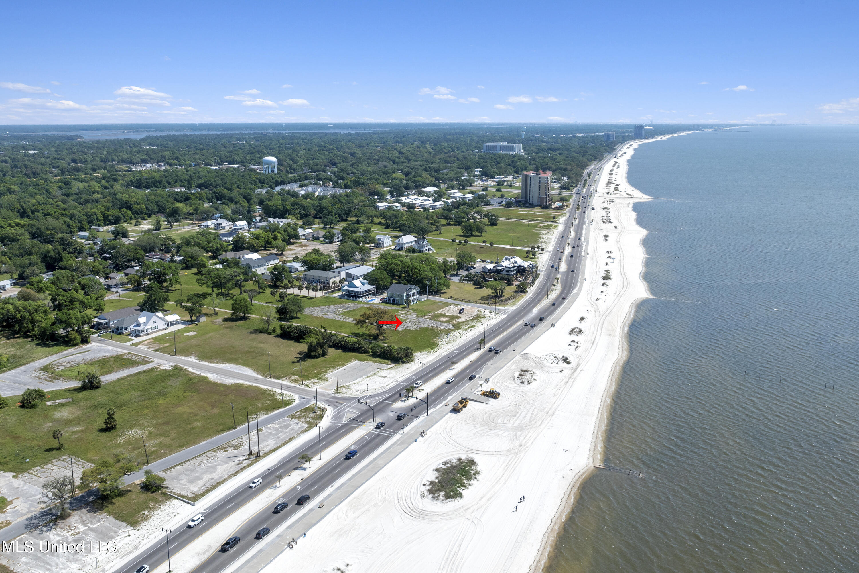 830 Beach Drive, Gulfport, Mississippi image 9