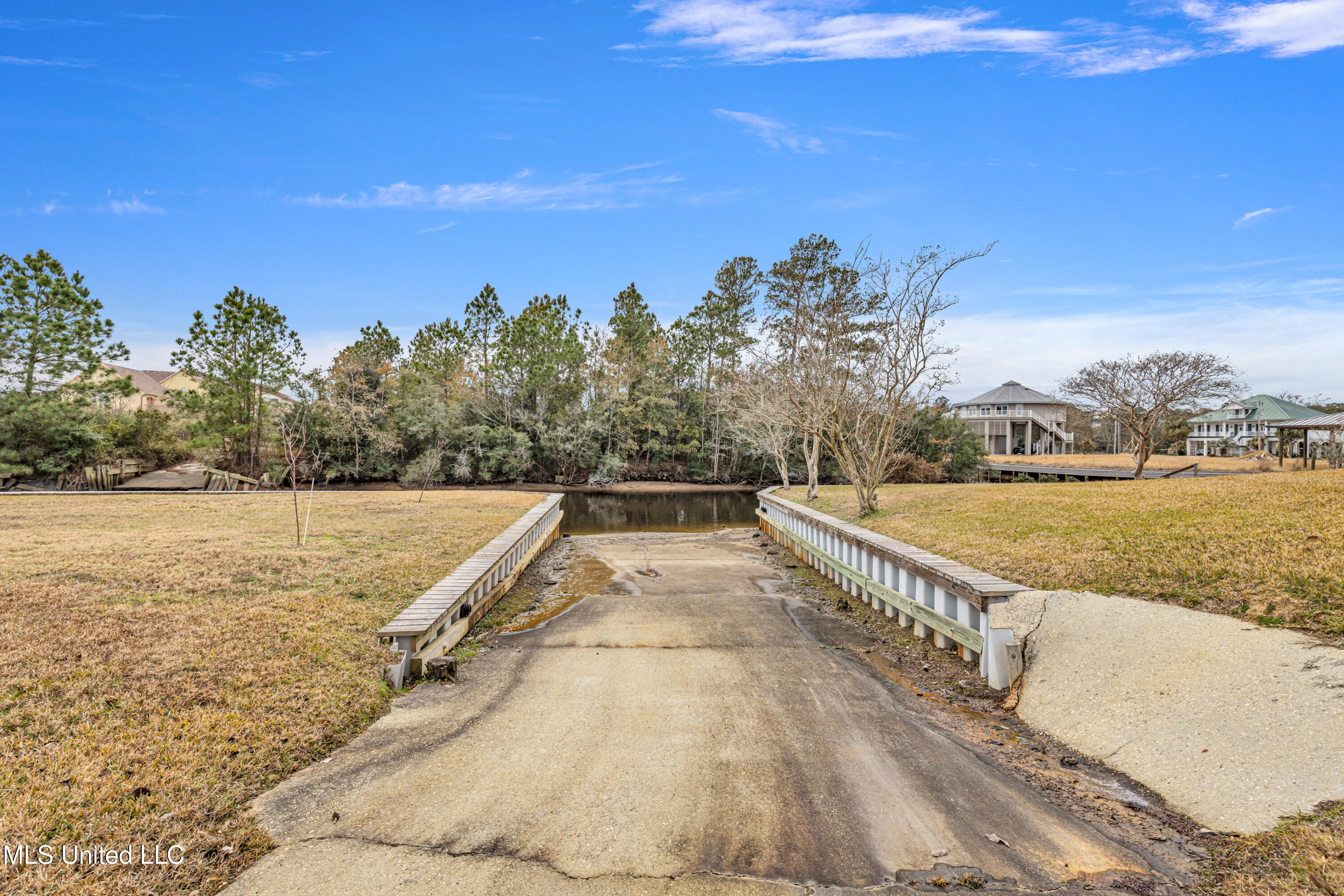 138 Hanakealoha Place, Diamondhead, Mississippi image 7