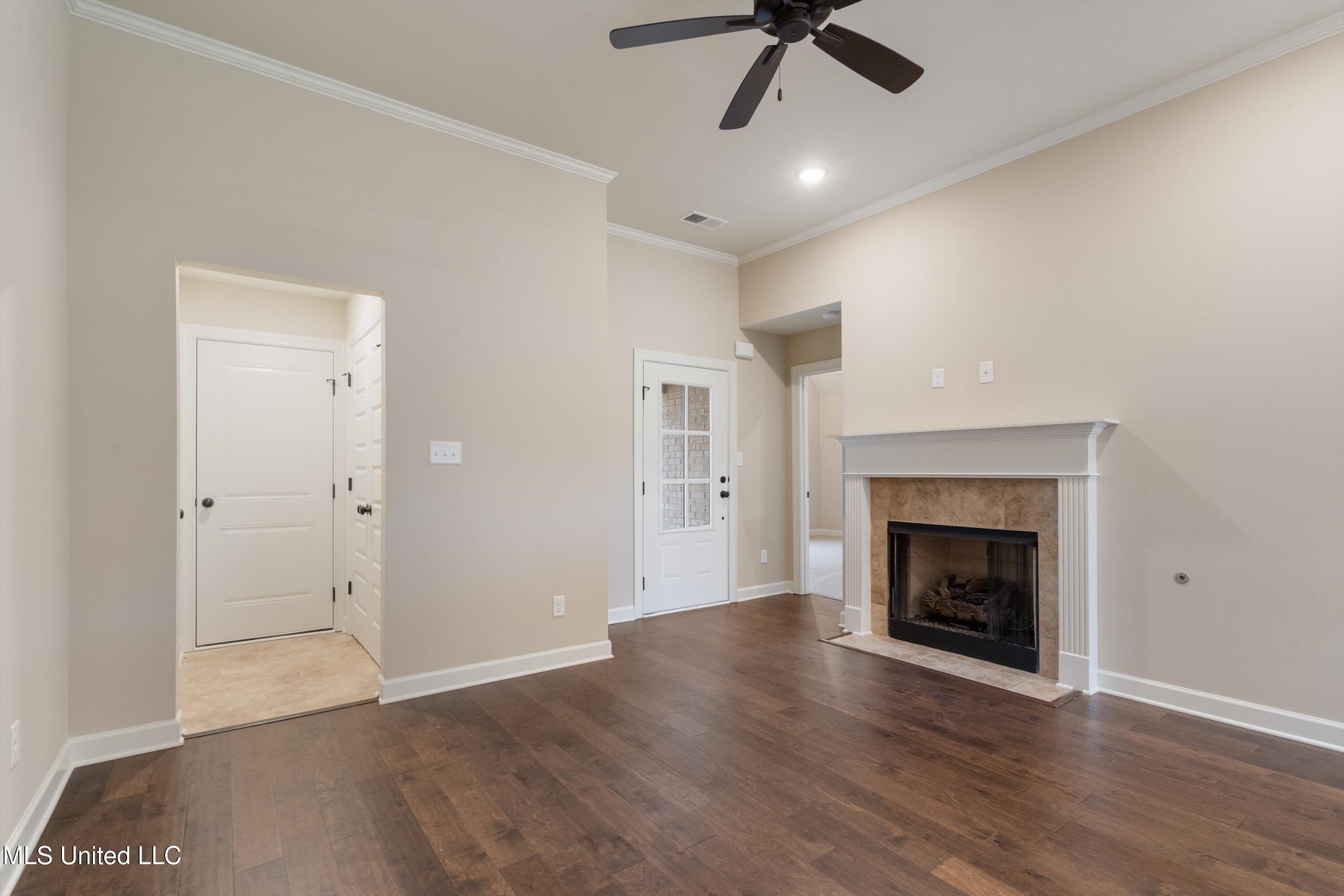 6504 Carmel Point, Walls, Mississippi image 2