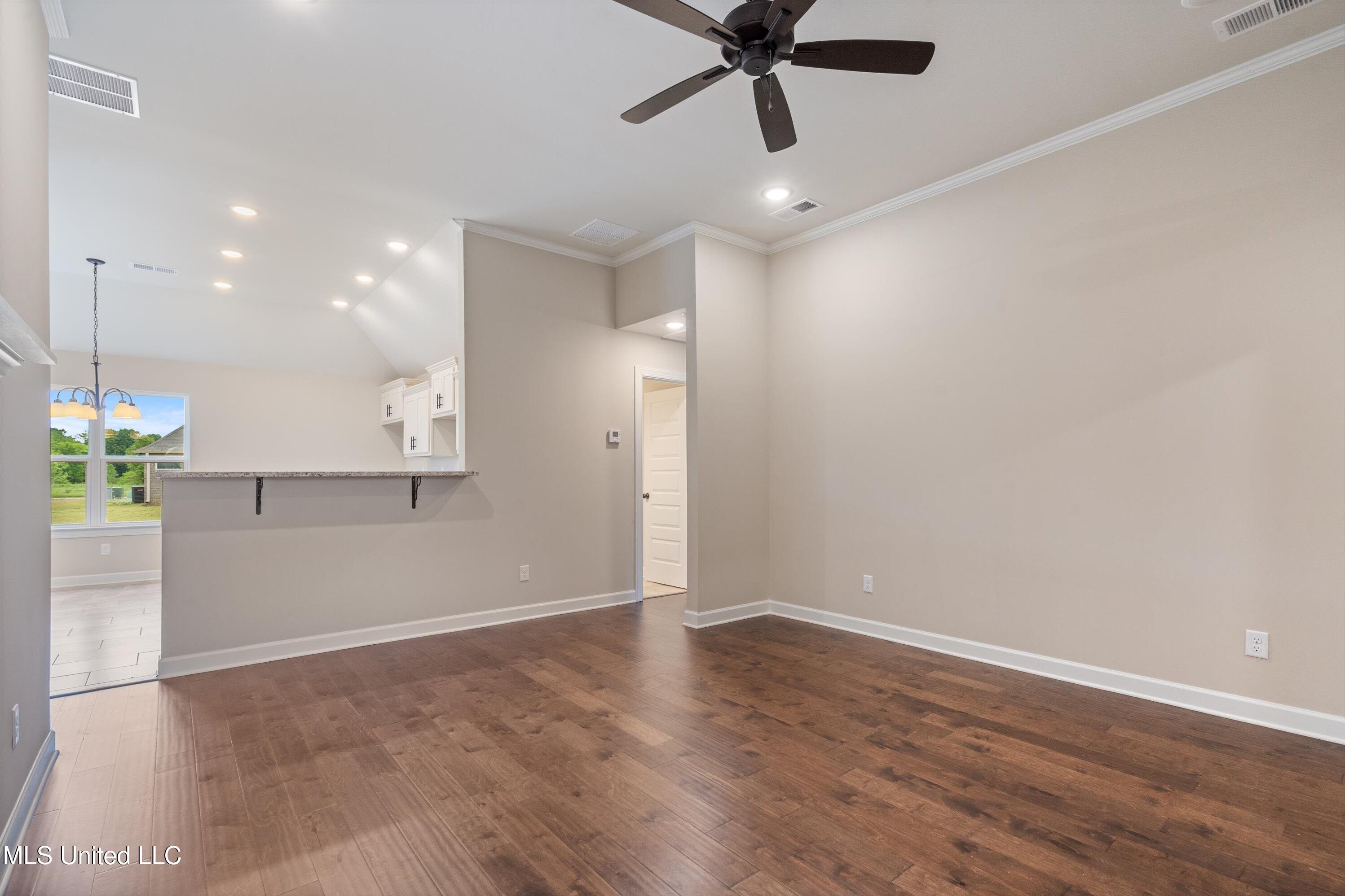 6504 Carmel Point, Walls, Mississippi image 3