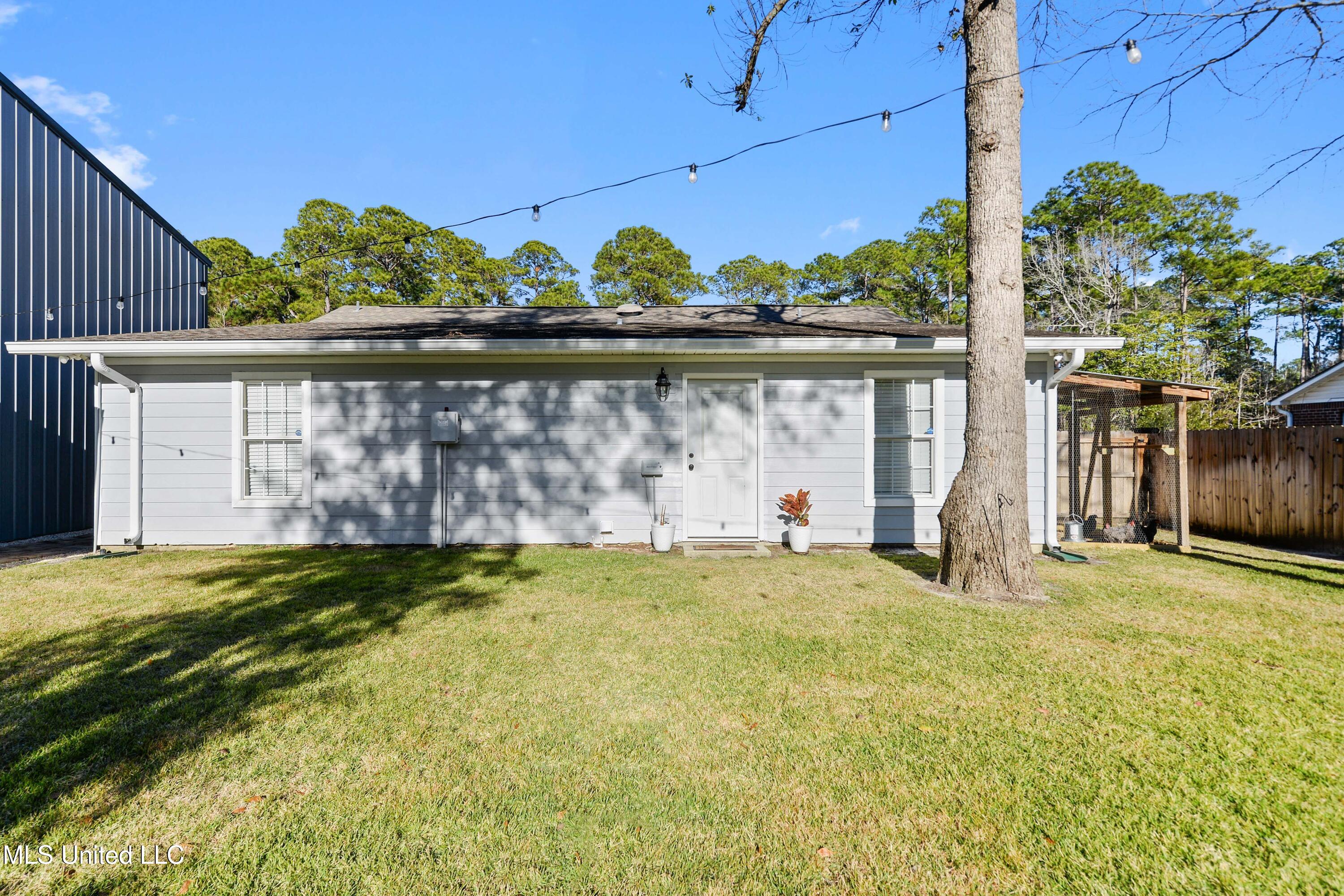 821 Peach Street Street, Ocean Springs, Mississippi image 36