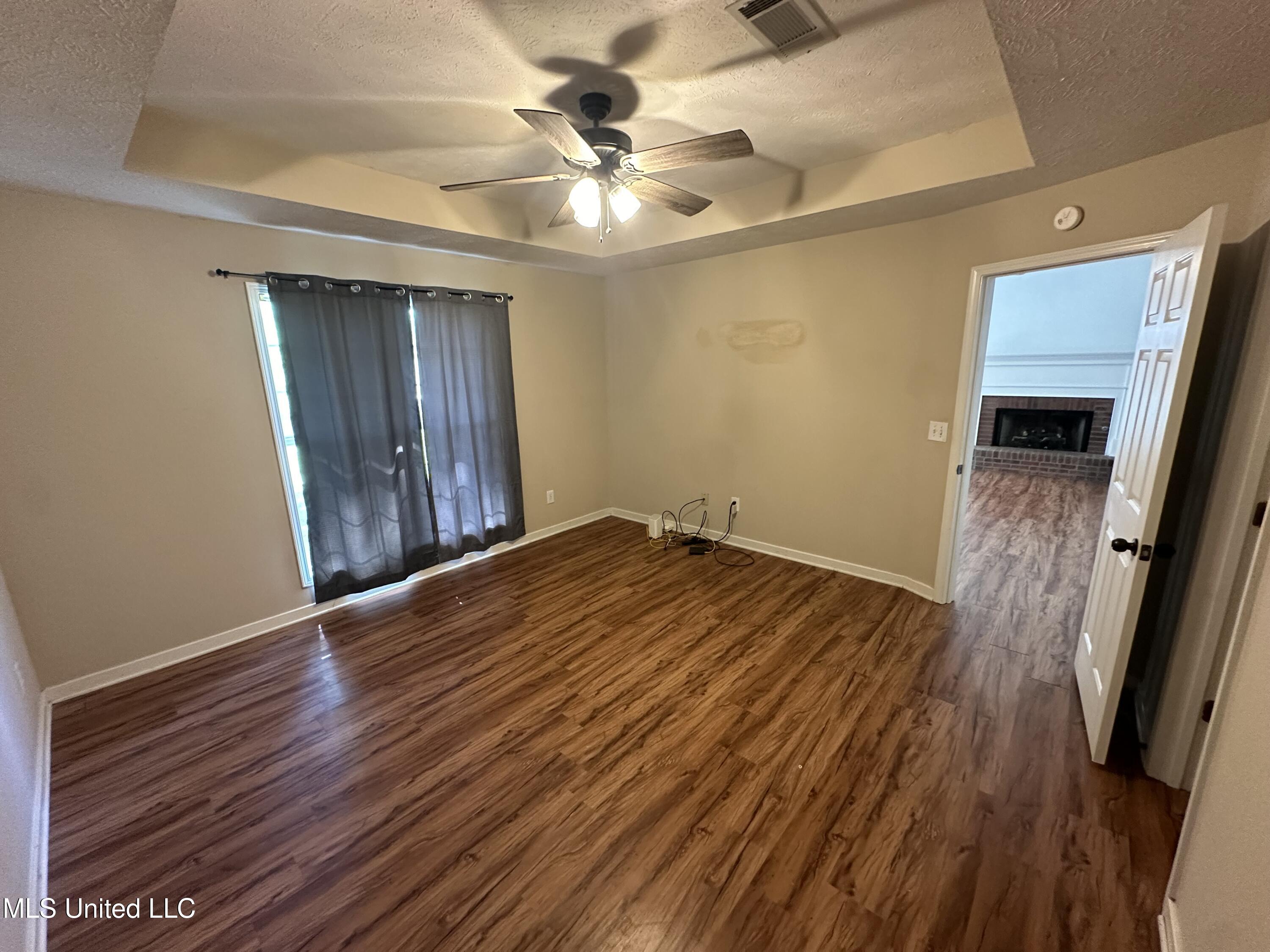 410 Twisted Oak Cove Cove, Richland, Mississippi image 13