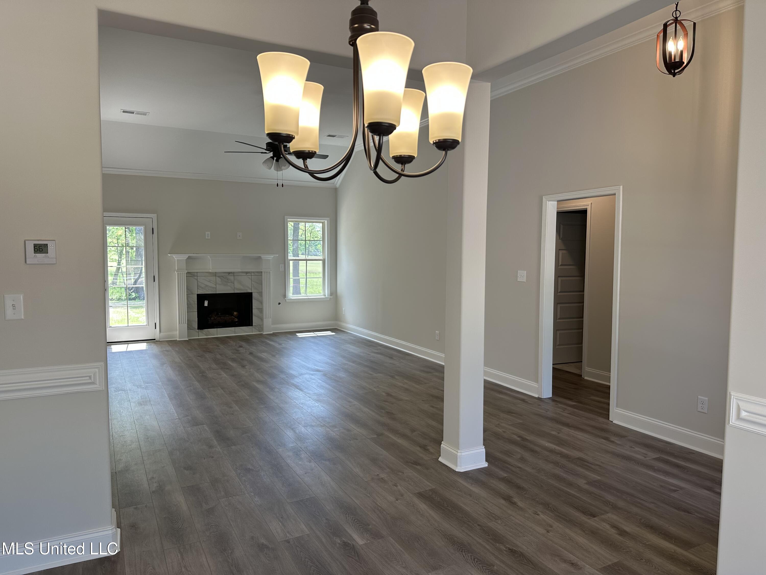 971 Collie Drive, Hernando, Mississippi image 6