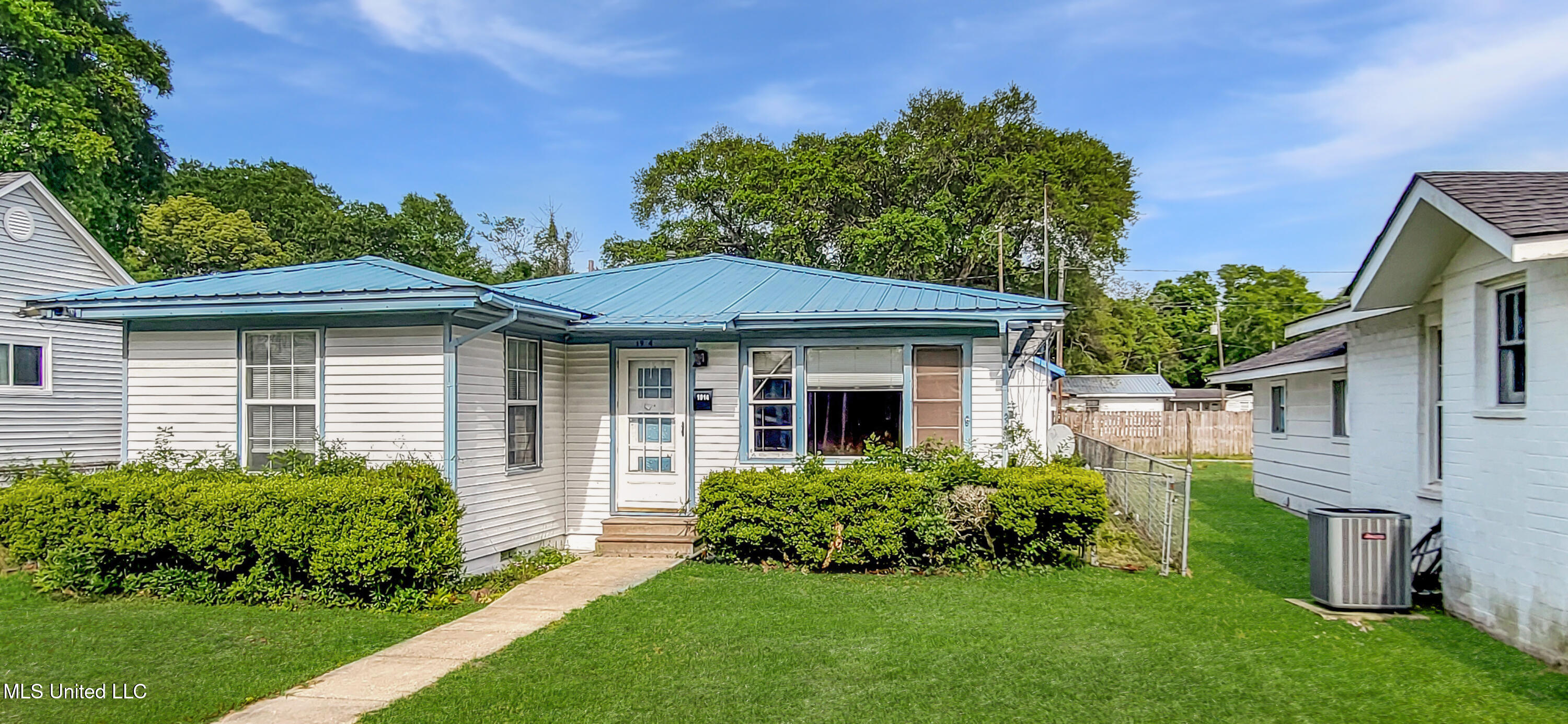 1914 19th Avenue, Gulfport, Mississippi image 1