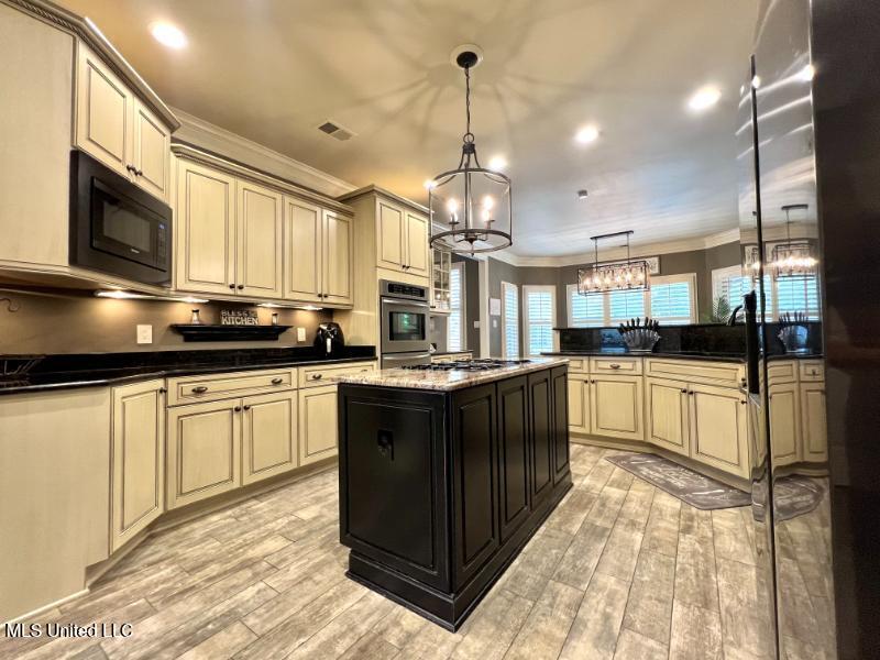 8104 Bella Donna Circle, Olive Branch, Mississippi image 13