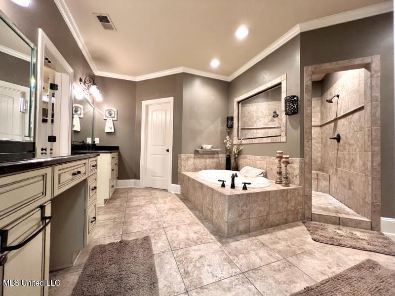8104 Bella Donna Circle, Olive Branch, Mississippi image 26