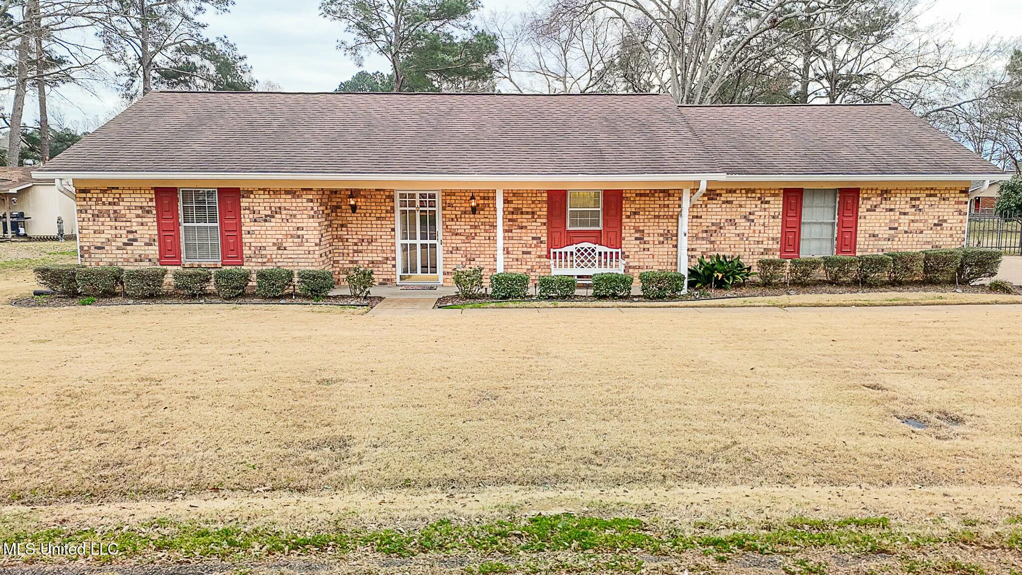 107 St Augustine Drive, Madison, Mississippi image 2