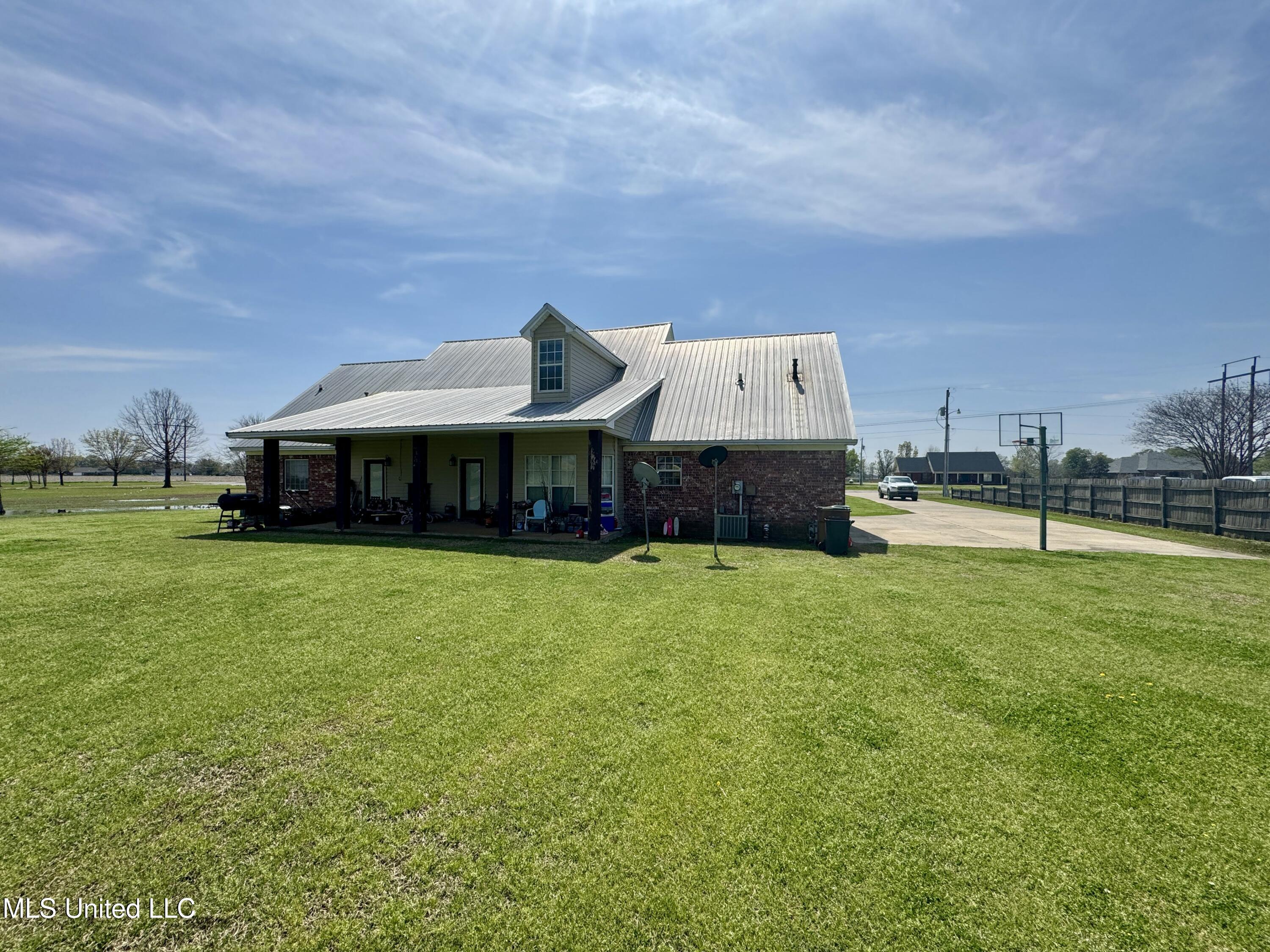 64 Horseshoe Drive, Merigold, Mississippi image 27