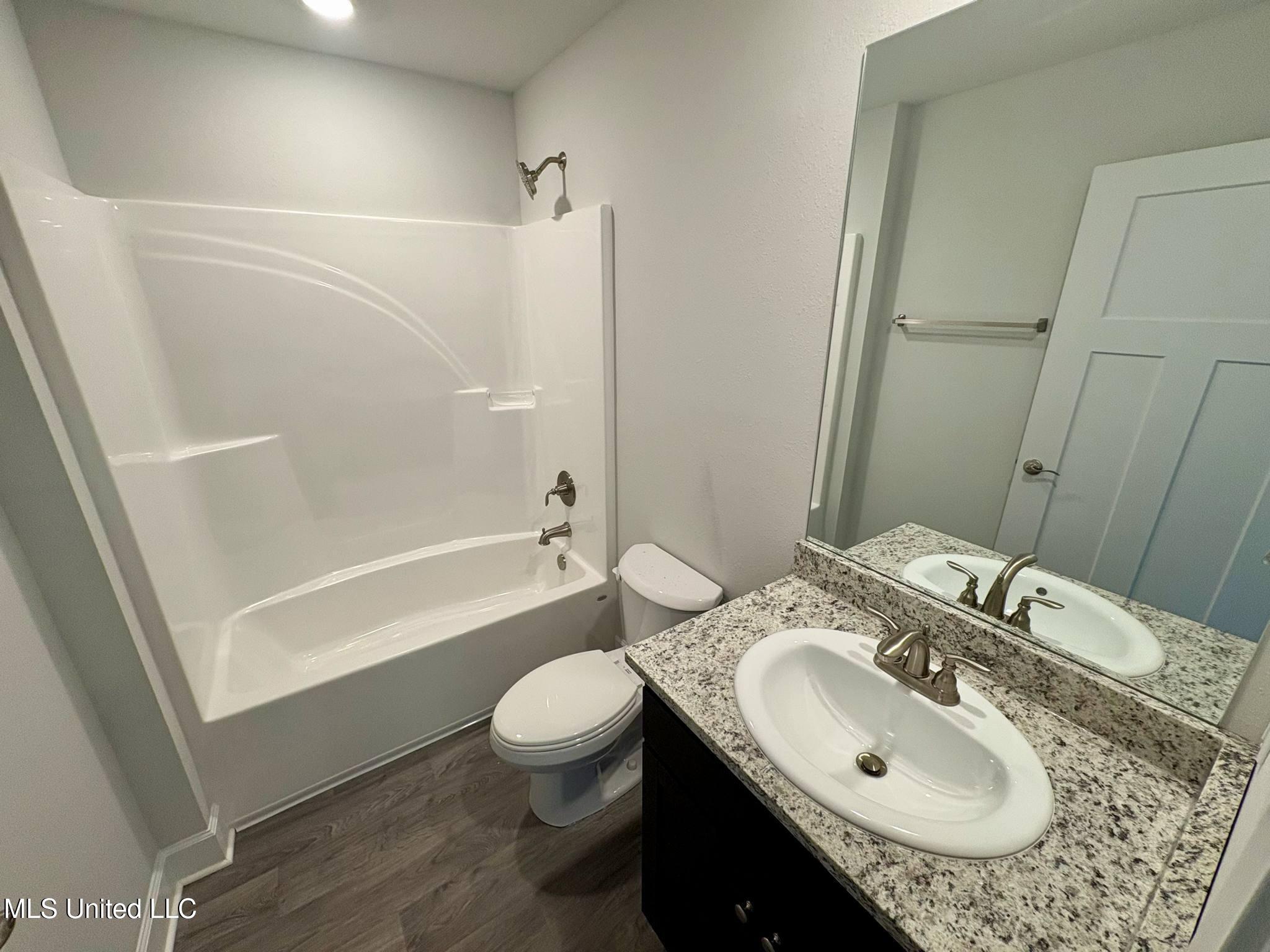 18052 Tiffany Renee Drive, Gulfport, Mississippi image 13