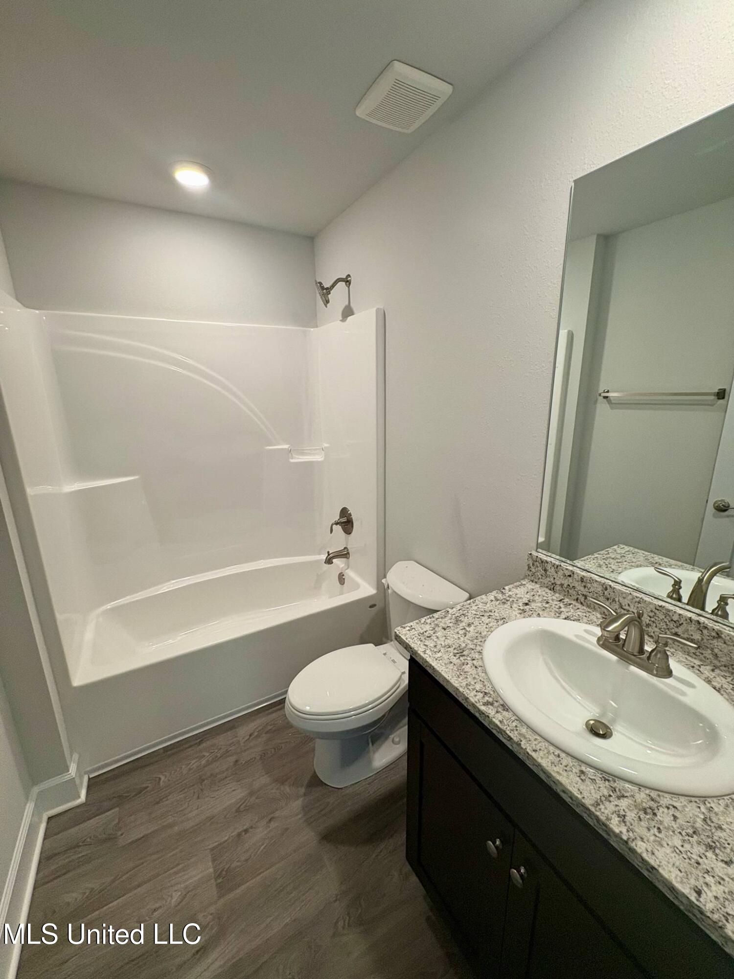 18052 Tiffany Renee Drive, Gulfport, Mississippi image 12