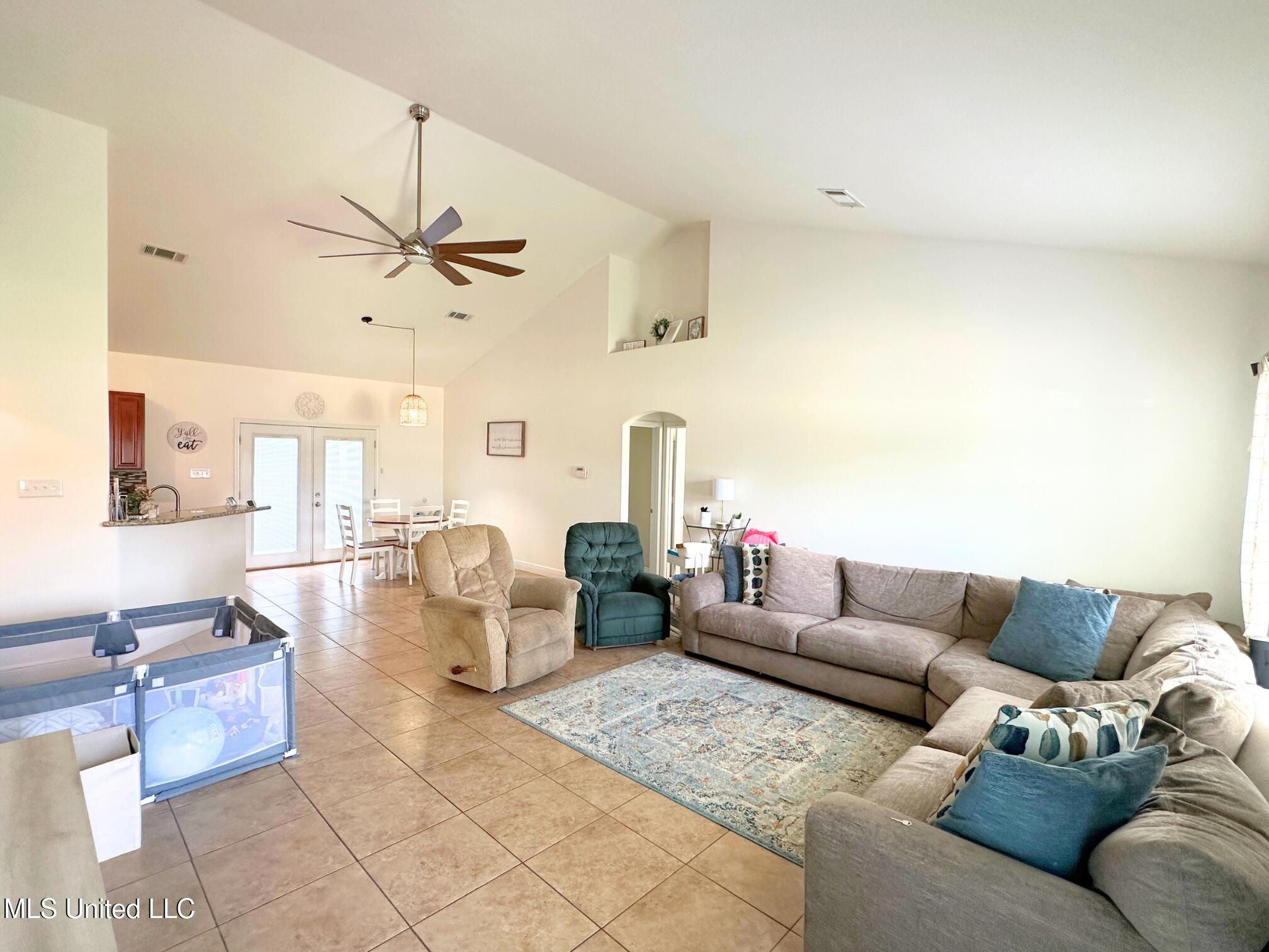 1800 E Amar, Gautier, Mississippi image 3