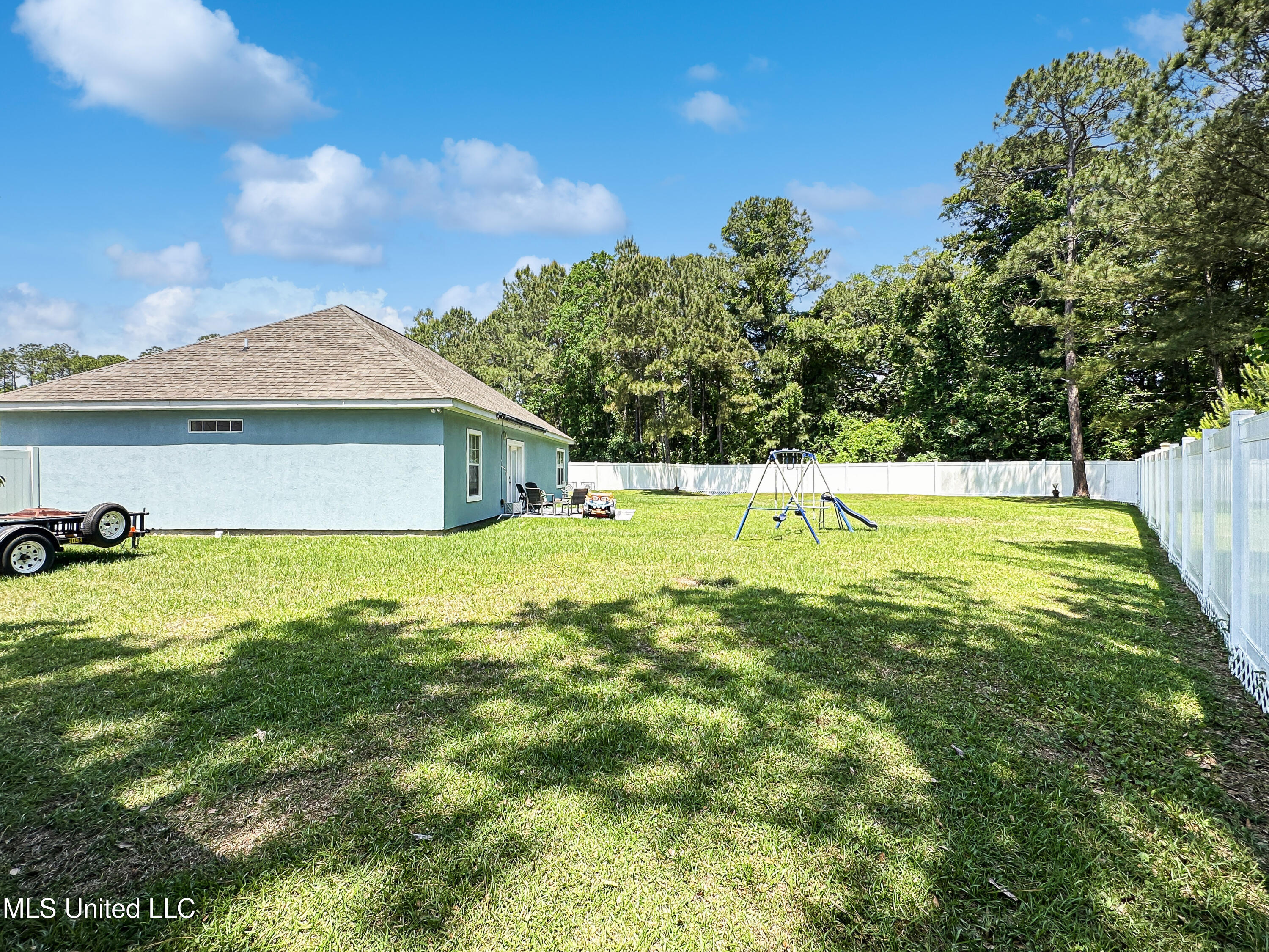 1800 E Amar, Gautier, Mississippi image 17