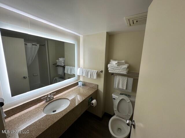 Biloxi, Mississippi 39530, United States, ,Commercial,Active,18395