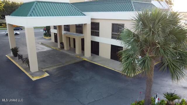 Biloxi, Mississippi 39530, United States, ,Commercial,Active,18395