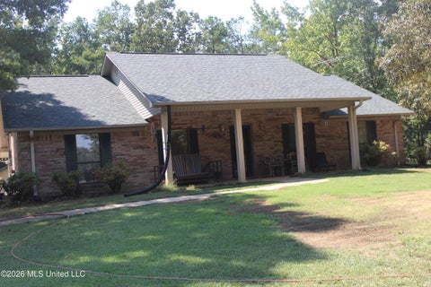 Homes For Sale - 48 County Road 6071<br/> Baldwyn, MS 38824