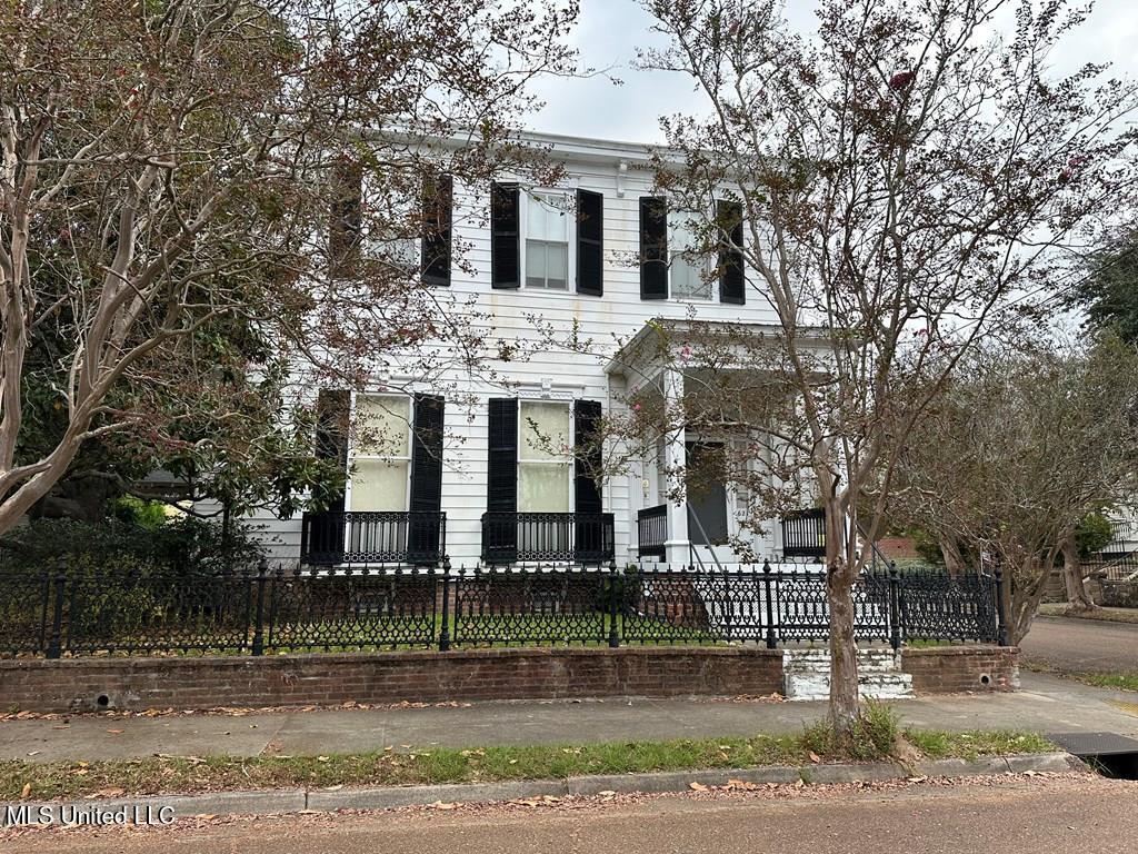 621 Washington Street, Natchez, Mississippi image 1