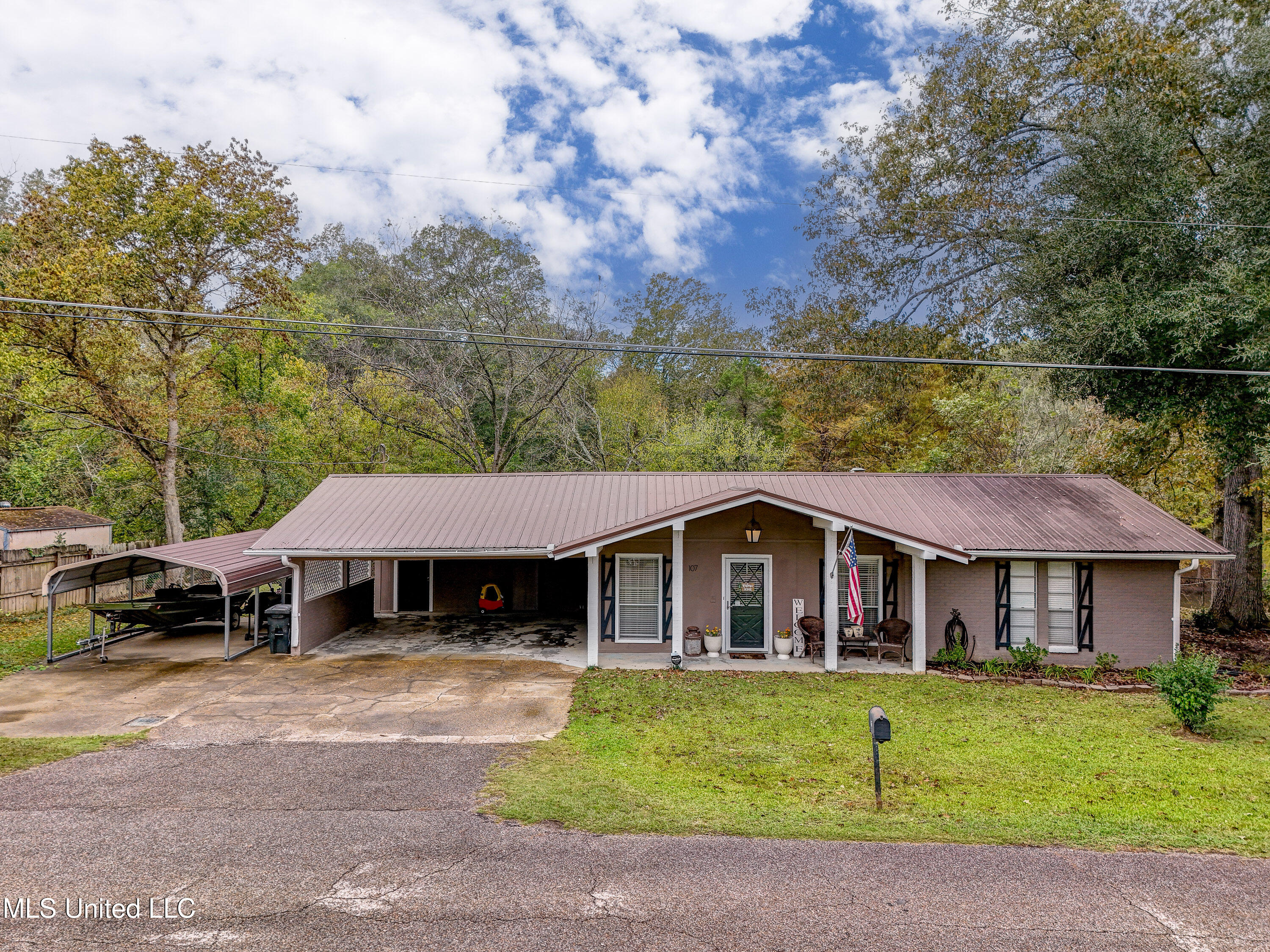 107 Jennifer Drive, Vicksburg, Mississippi image 1