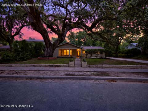 Homes For Sale - 1308 Father Ryan Avenue<br/> Harrison County, Biloxi, MS 39530