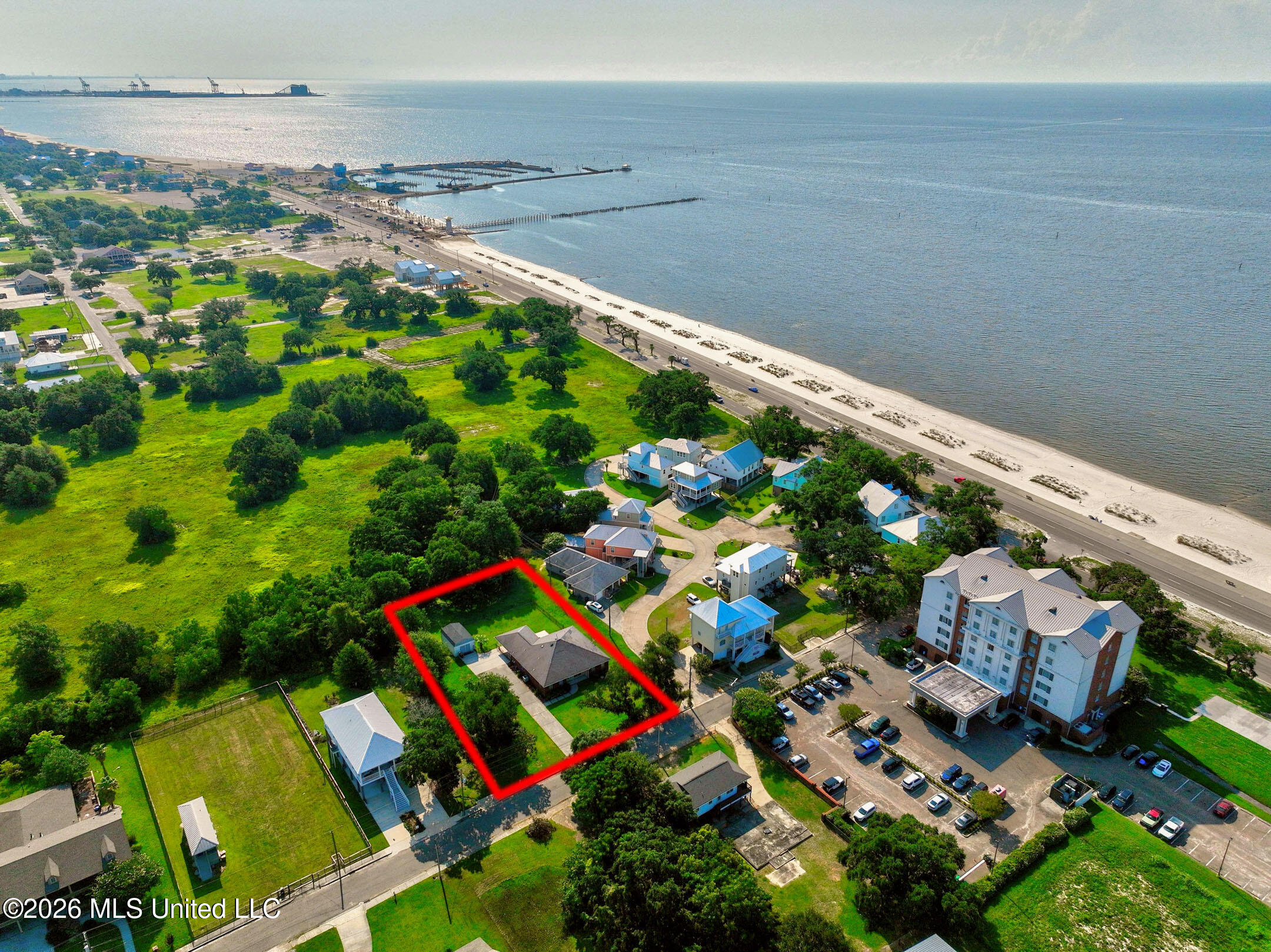 447 Russell Avenue - Photo 4