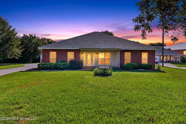 447 RUSSELL AVE, LONG BEACH, MS 39560 - Image b200fff1c2157da3d8336bf2ee7be52e/1829831728