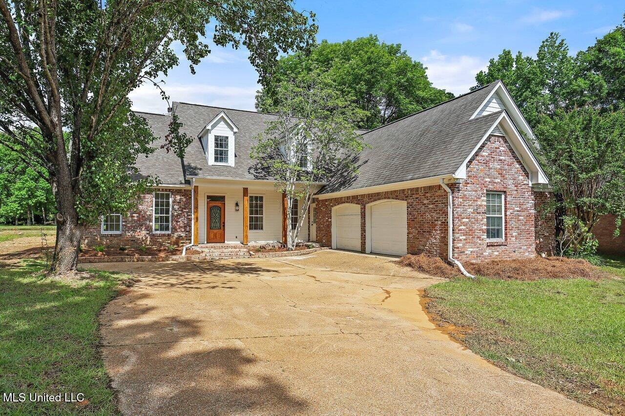 138 Sunflower Road, Madison, Mississippi image 1