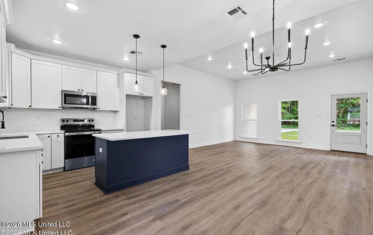 1104 Sycamore Street - Photo 3