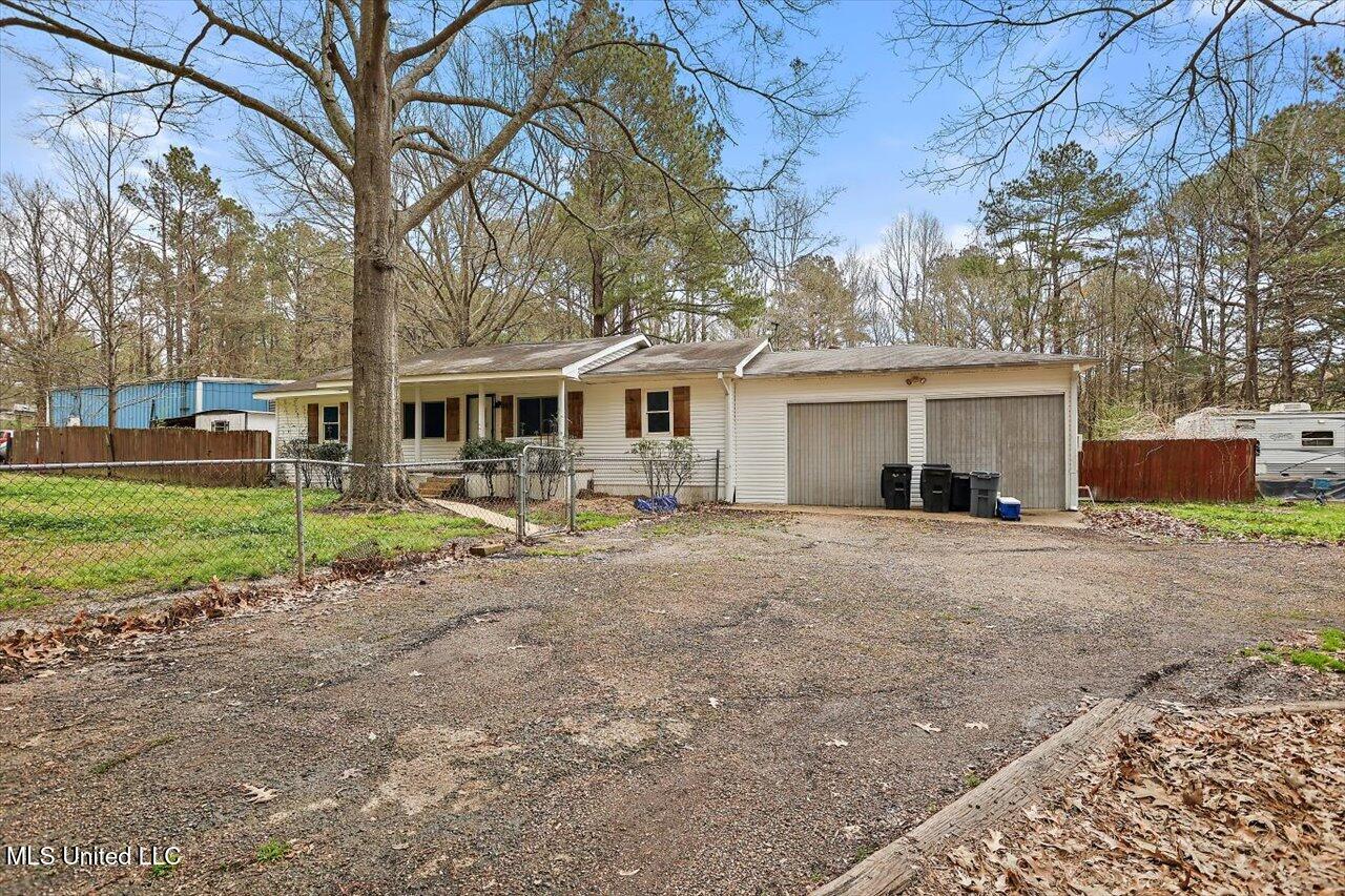 365 Applewood Lane, Brandon, Mississippi image 3