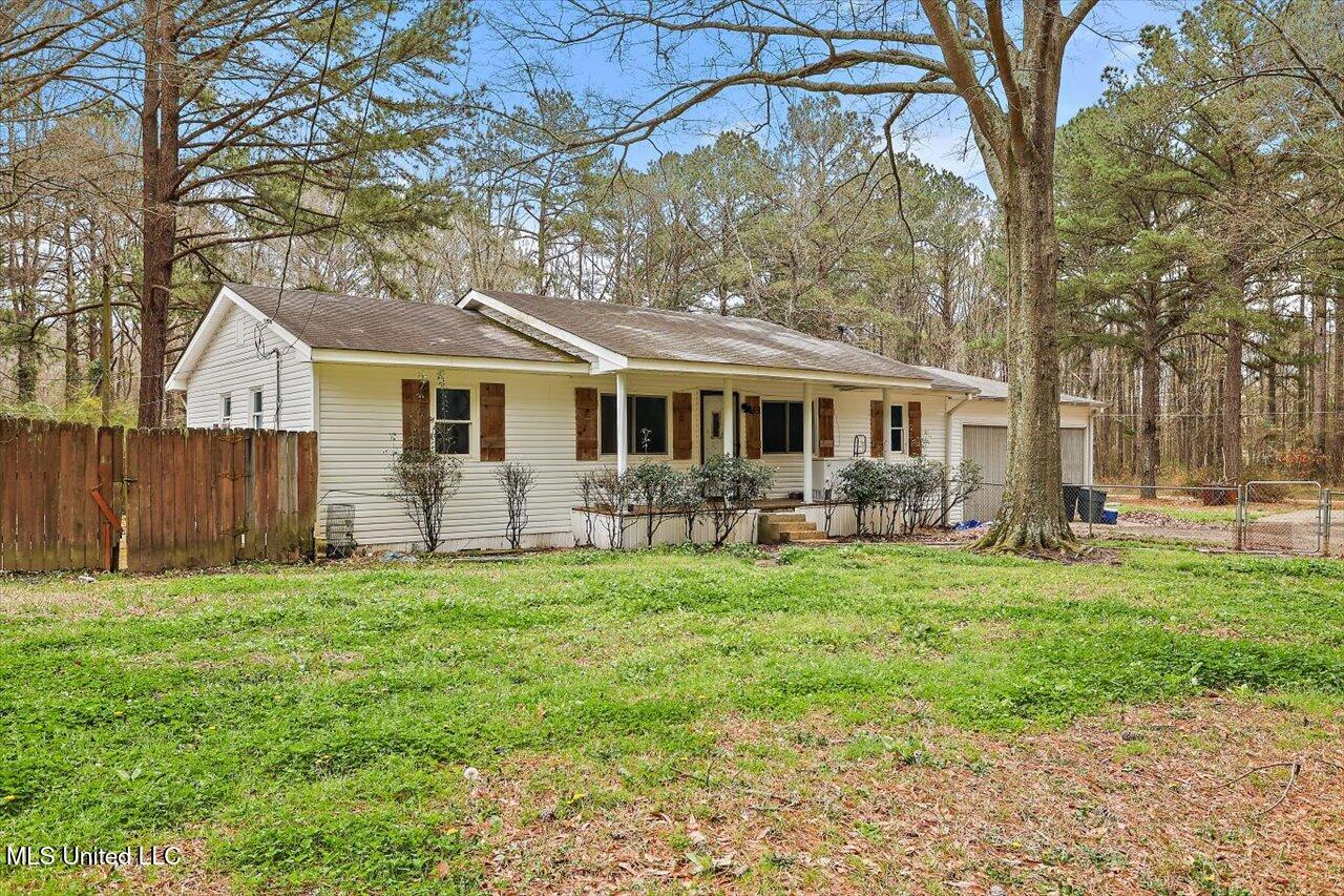 365 Applewood Lane, Brandon, Mississippi image 2