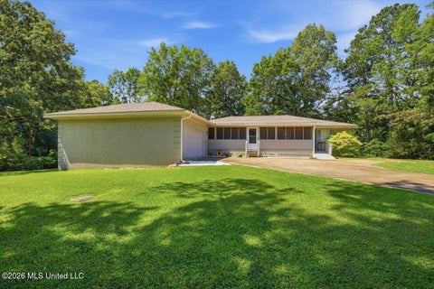 Homes For Sale - 118 Pine Ridge Road<br/> Florence, MS 39073