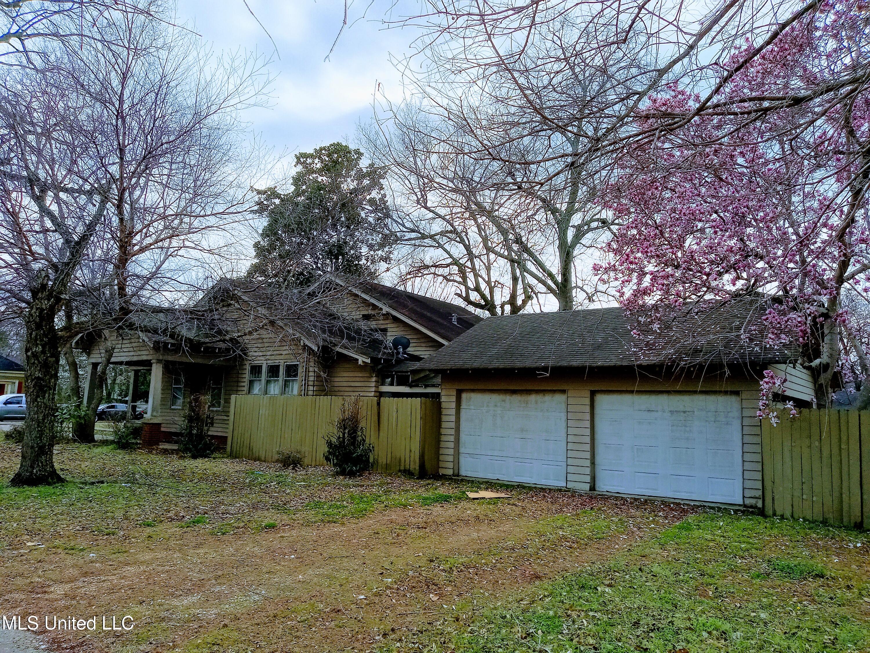 309 E Percy Street, Indianola, Mississippi image 6