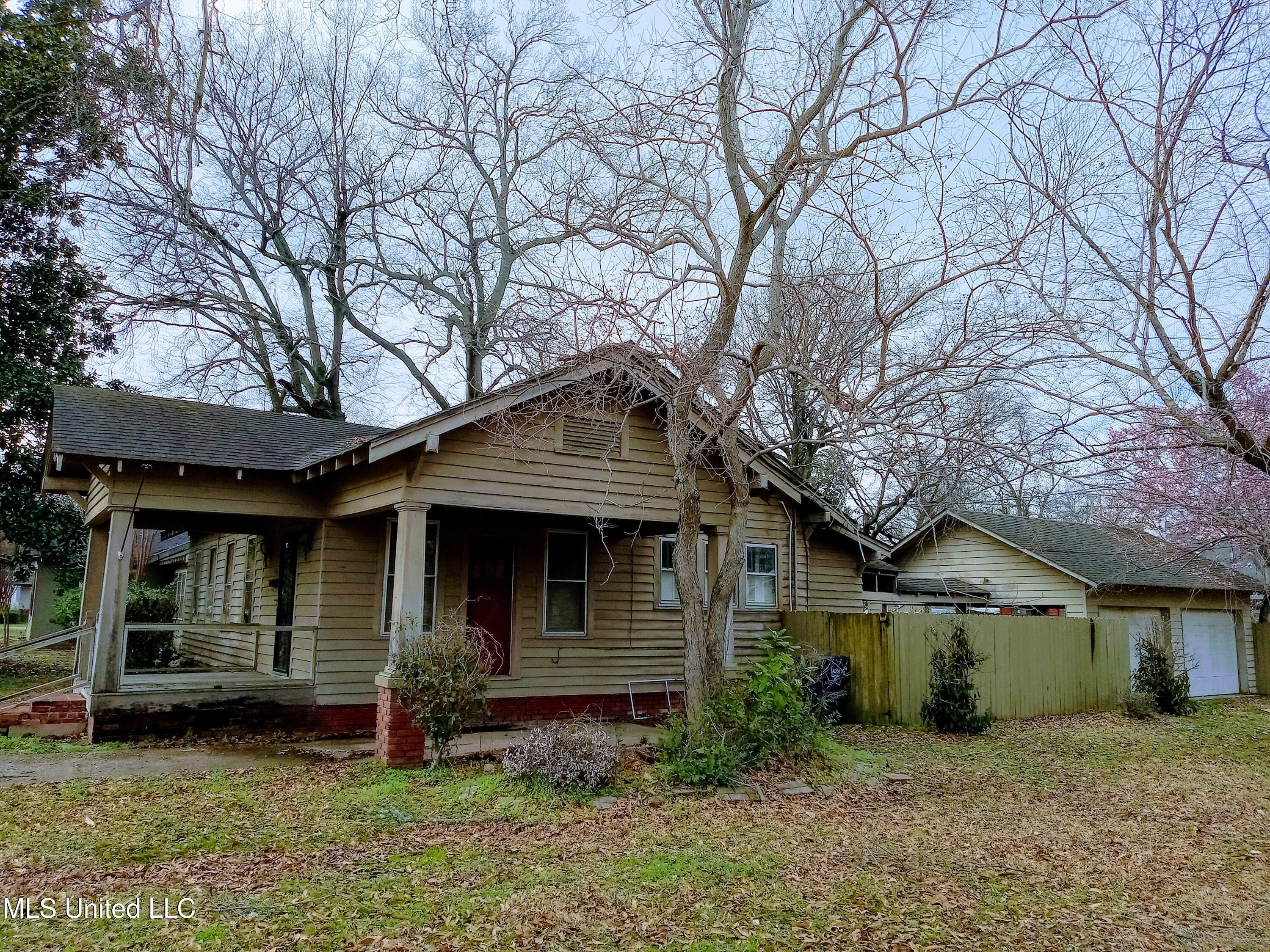 309 E Percy Street, Indianola, Mississippi image 3