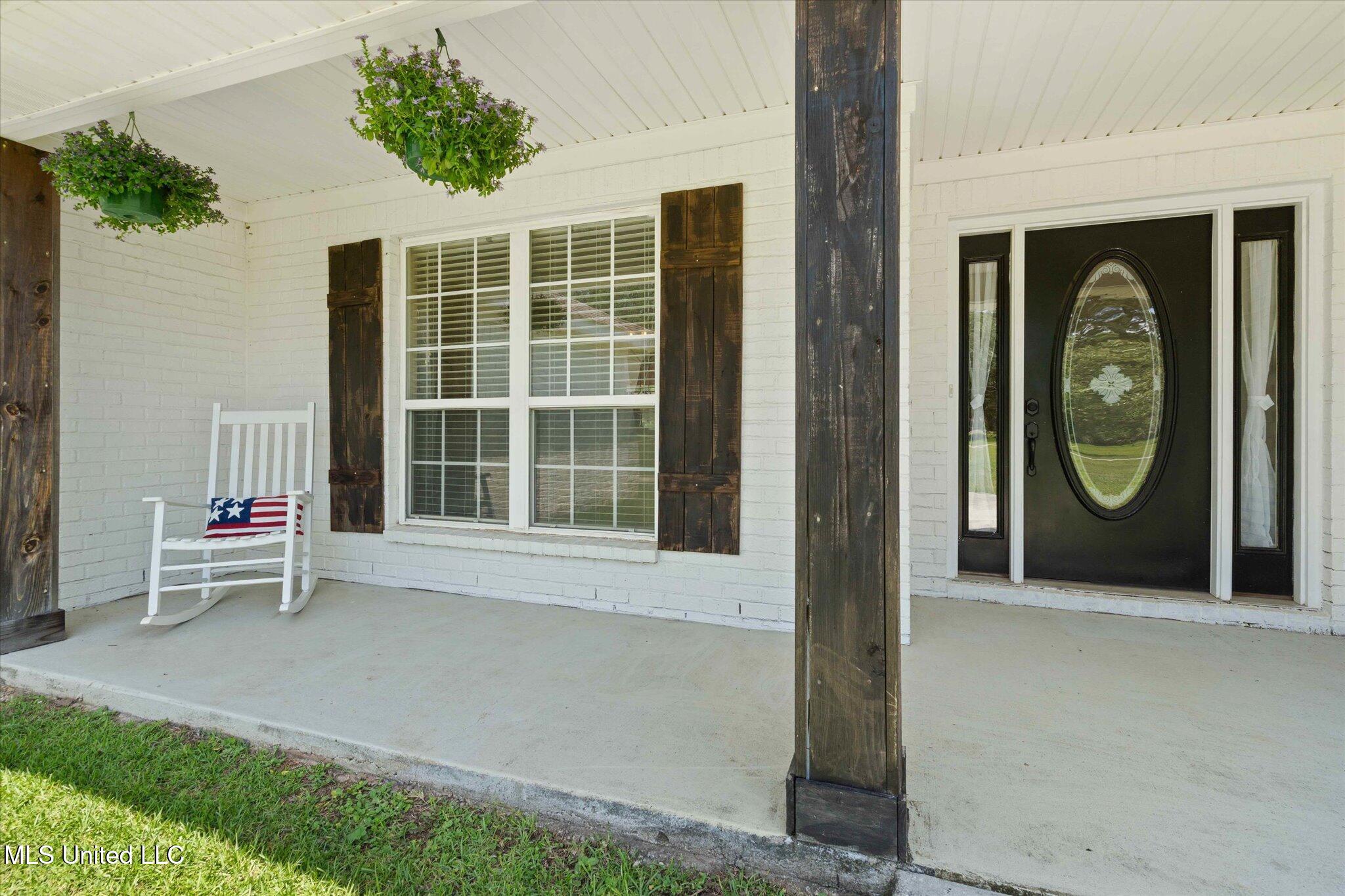 1910 Homestead Lane, Wilmer, Alabama image 2