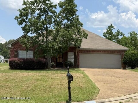 Homes For Sale - 401 Ivy Court<br/> Rankin County, Pearl, MS 39208