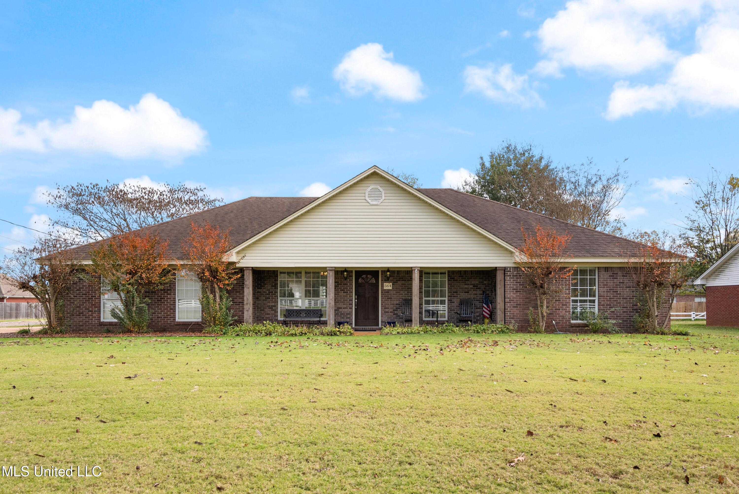 564 Glendale Road, New Albany, Mississippi image 2