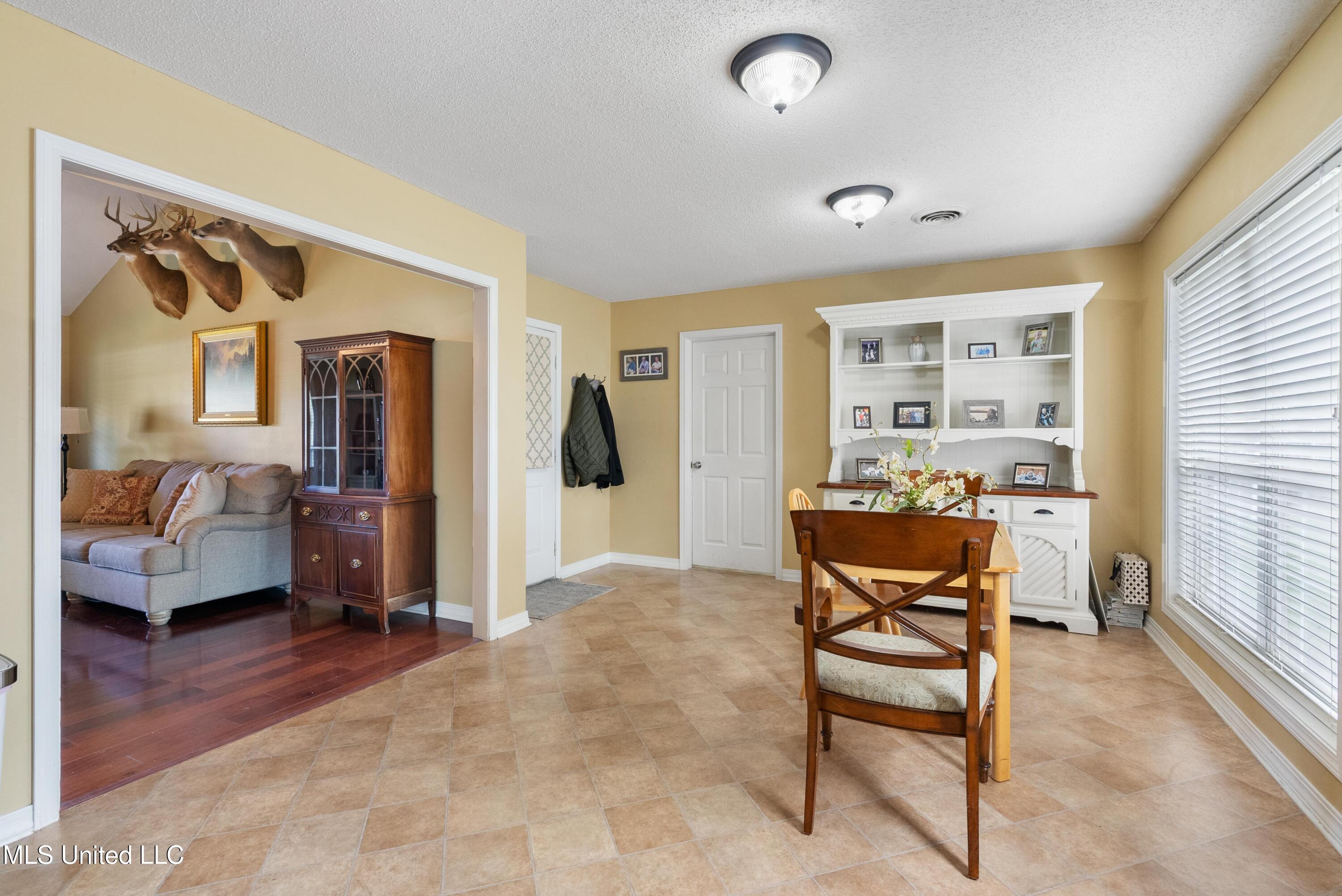 564 Glendale Road, New Albany, Mississippi image 10
