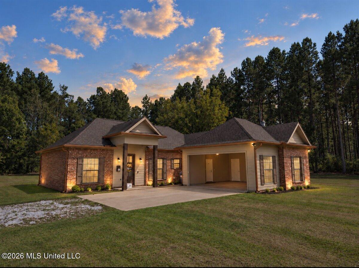 3311 Mississippi 21