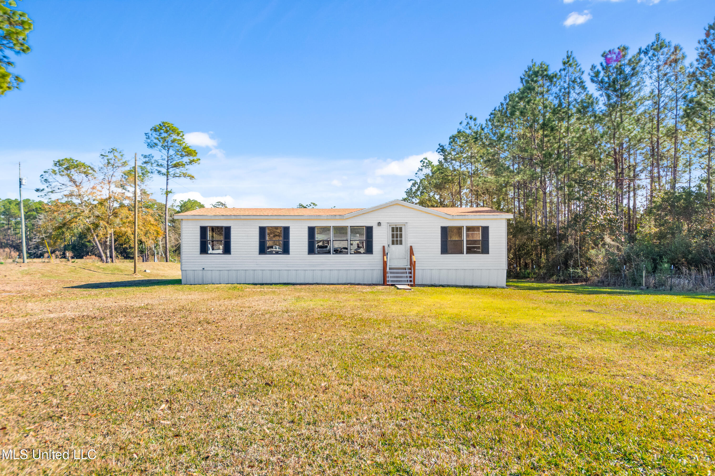 9108 Box Road, Vancleave, Mississippi image 1