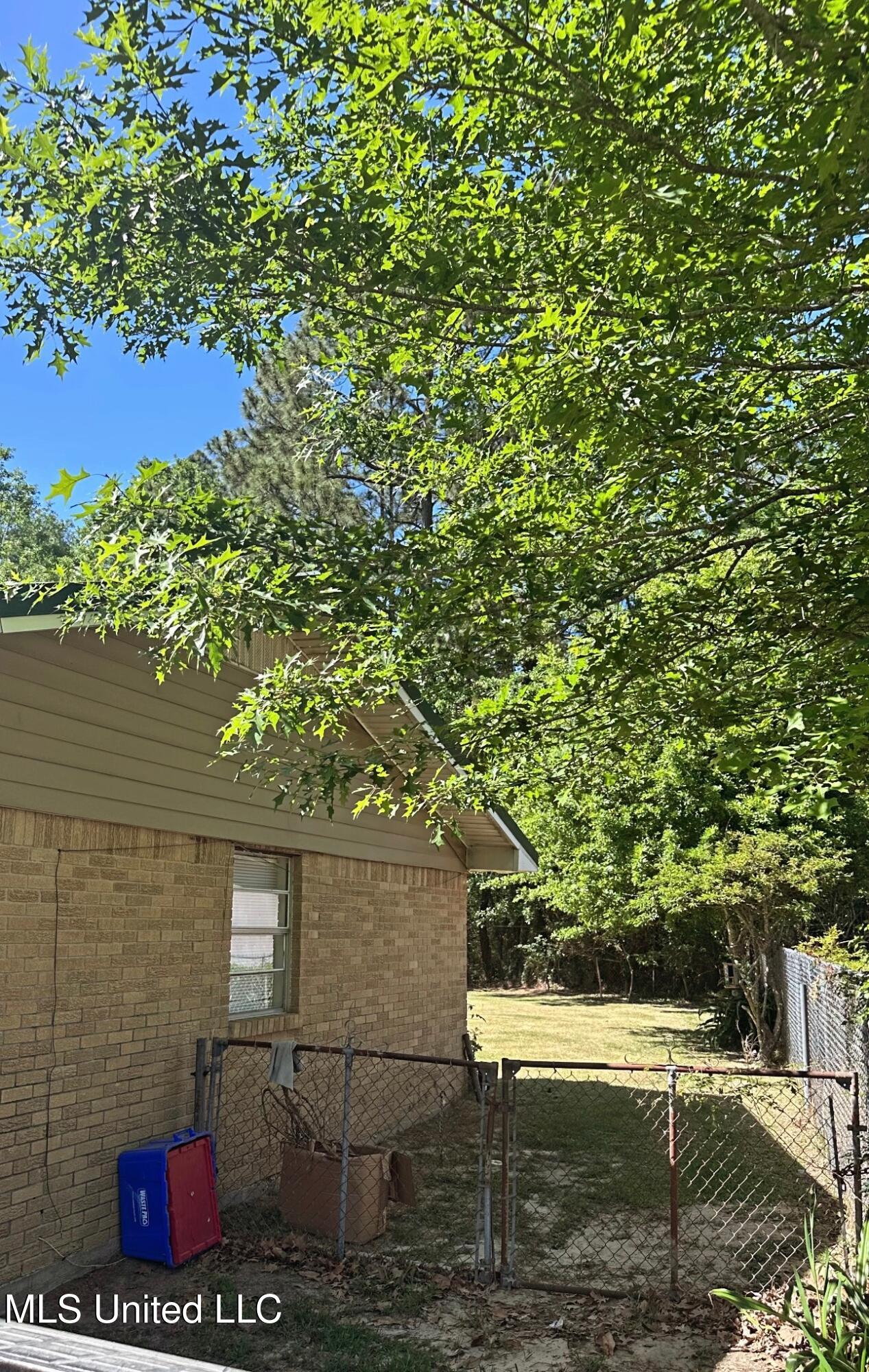 1716 Courtney Drive, Gautier, Mississippi image 3