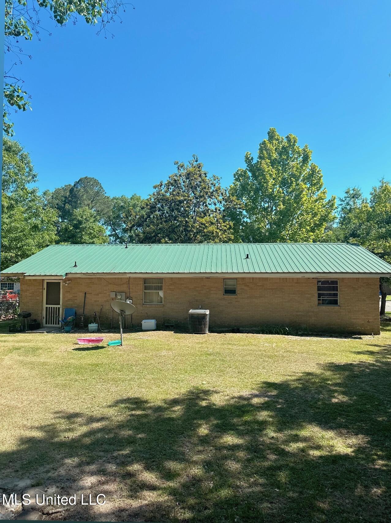 1716 Courtney Drive, Gautier, Mississippi image 14